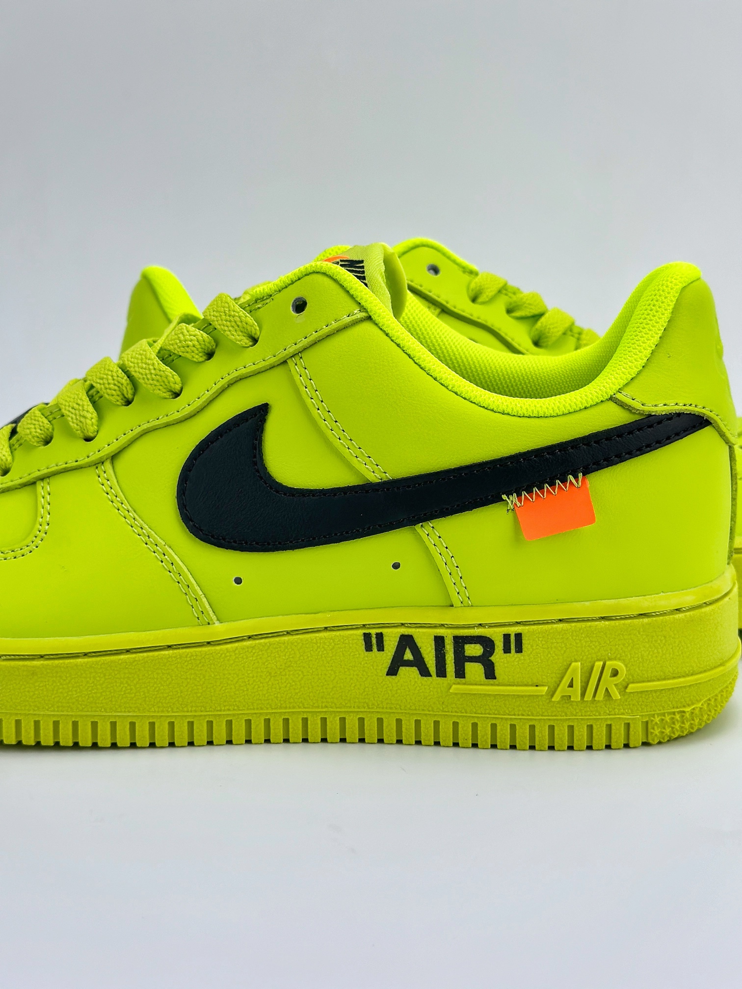 Nike Air Force 1 Low 07 荧光绿黑钩 FA2407-301