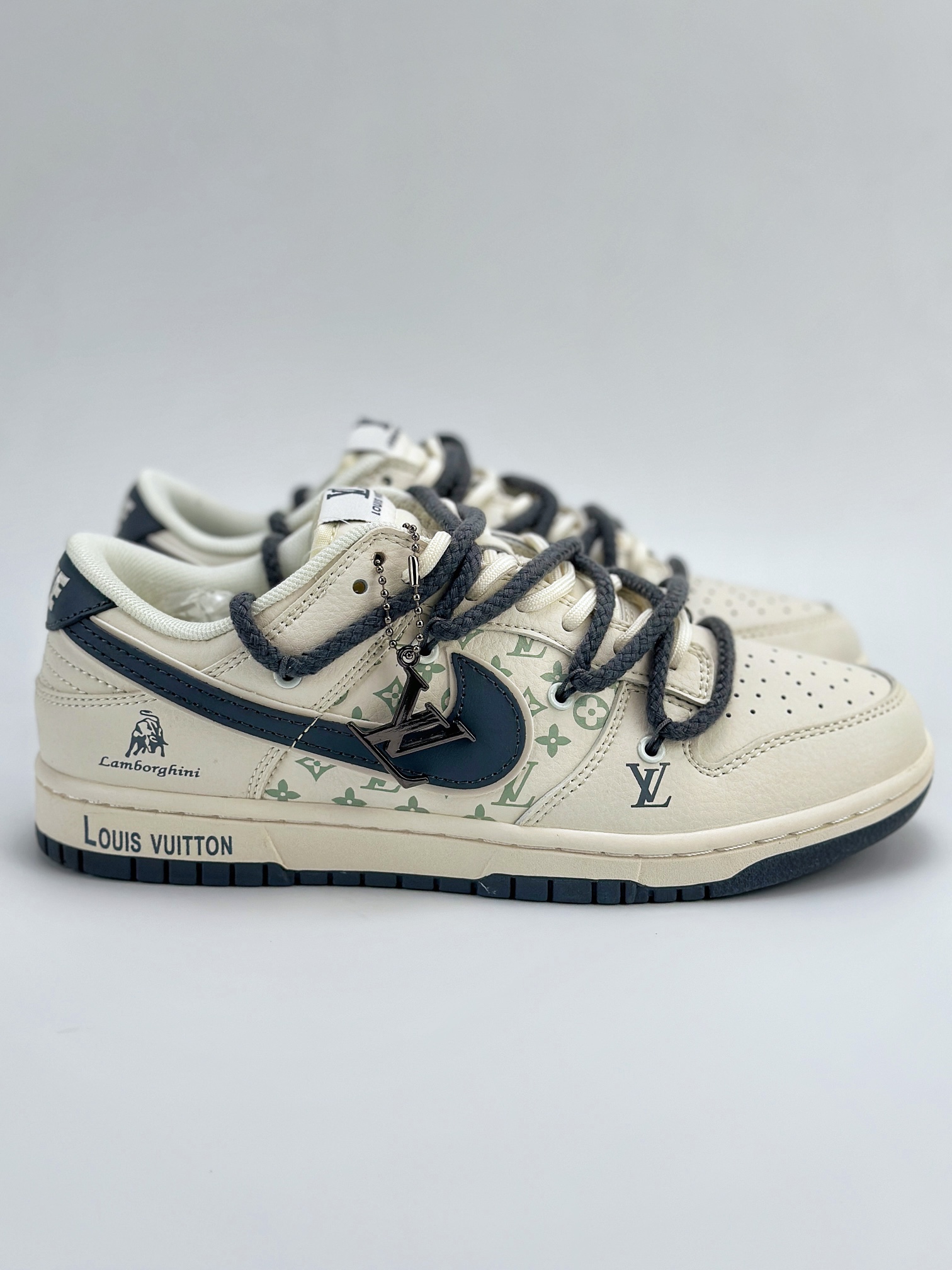 Nike SB Dunk Low x Louis Vuitton 白深空灰绑带 SJ2068-262