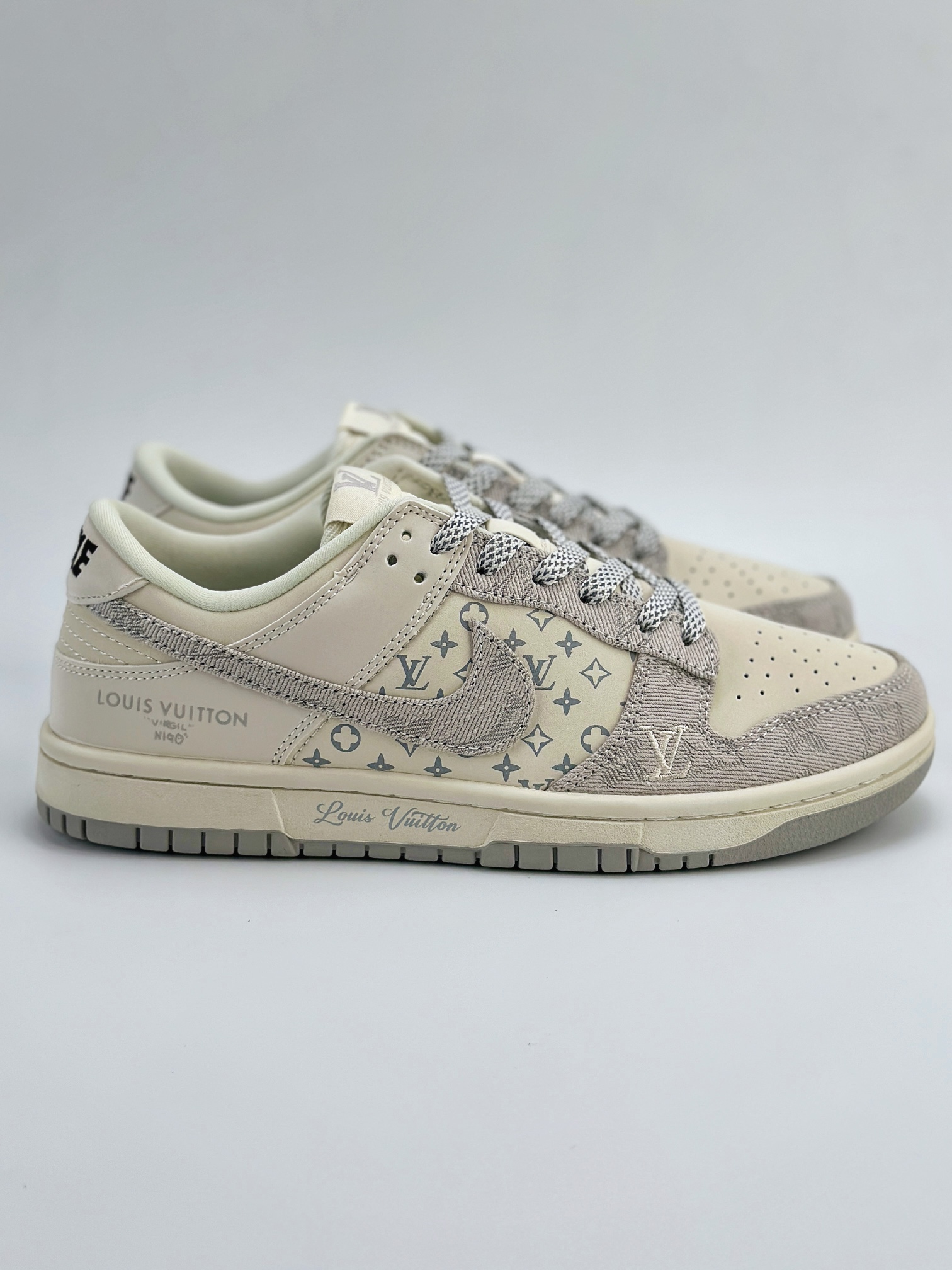 Nike SB Dunk Low x Louis Vuitton 白浅灰 JH8310-947