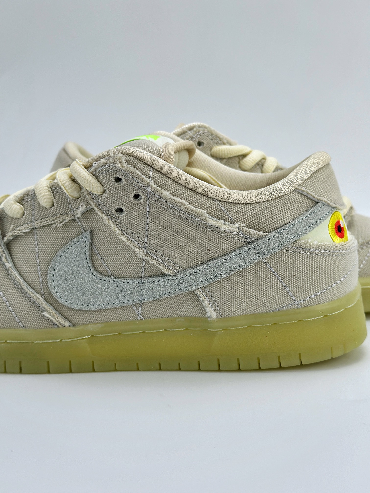 Nike SB Dunk Low Pro PRM ”Mummy” 万圣节 夜光木乃伊 撕撕乐 米白帆布 DM0774-111