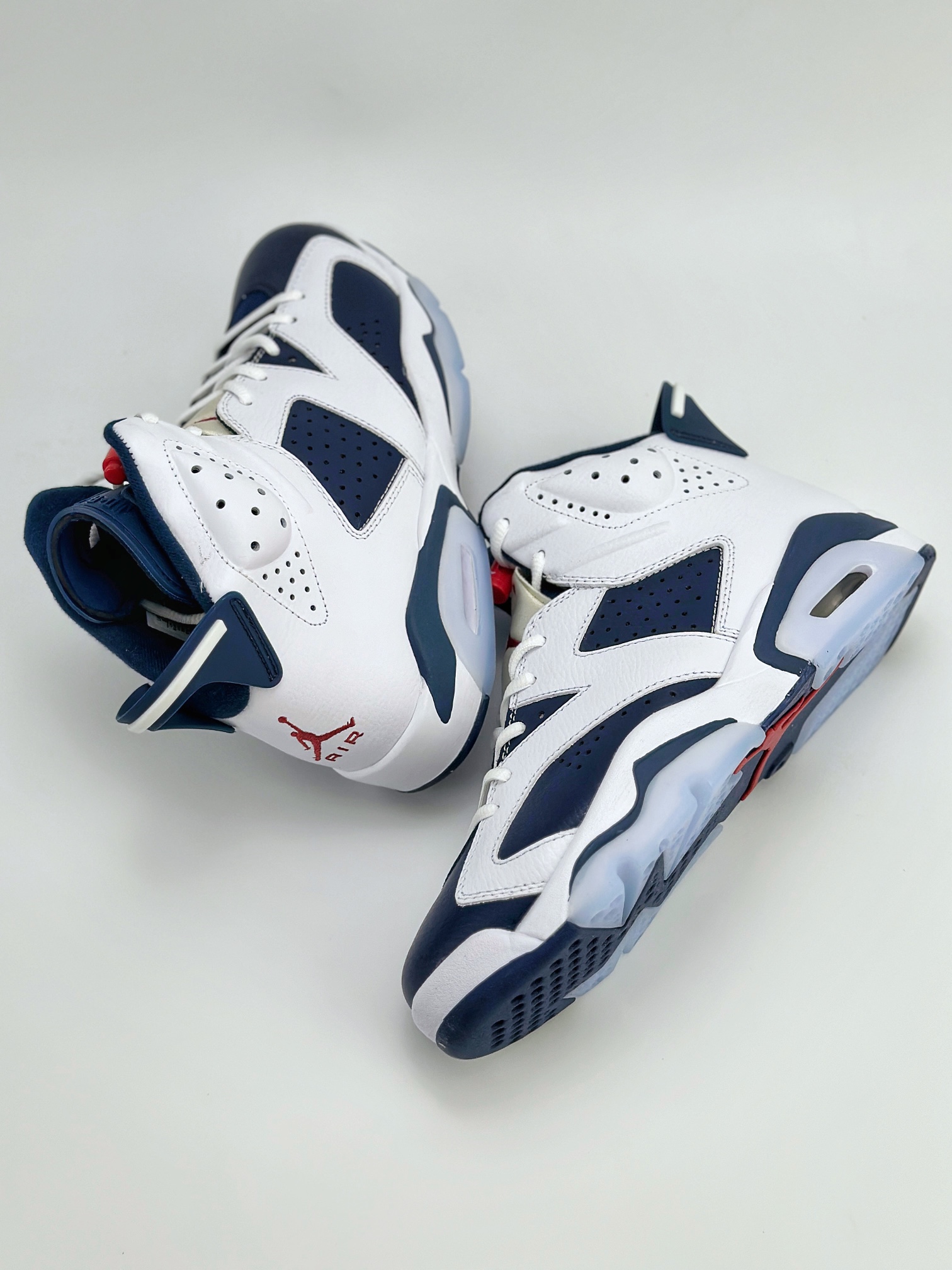 Air Jordan 6 Retro ”Olympic” 白蓝 潮流复古篮球鞋 CT8529-164