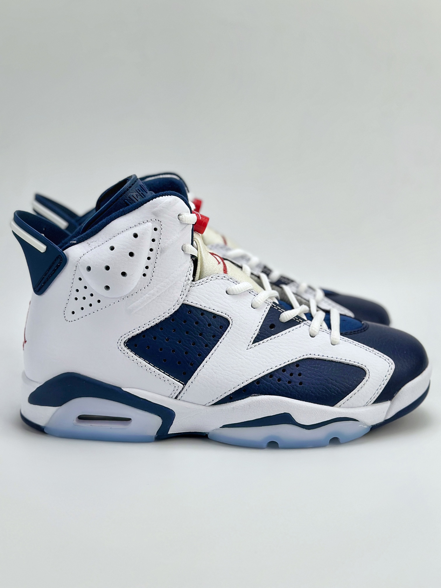 Air Jordan 6 Retro ”Olympic” 白蓝 潮流复古篮球鞋 CT8529-164