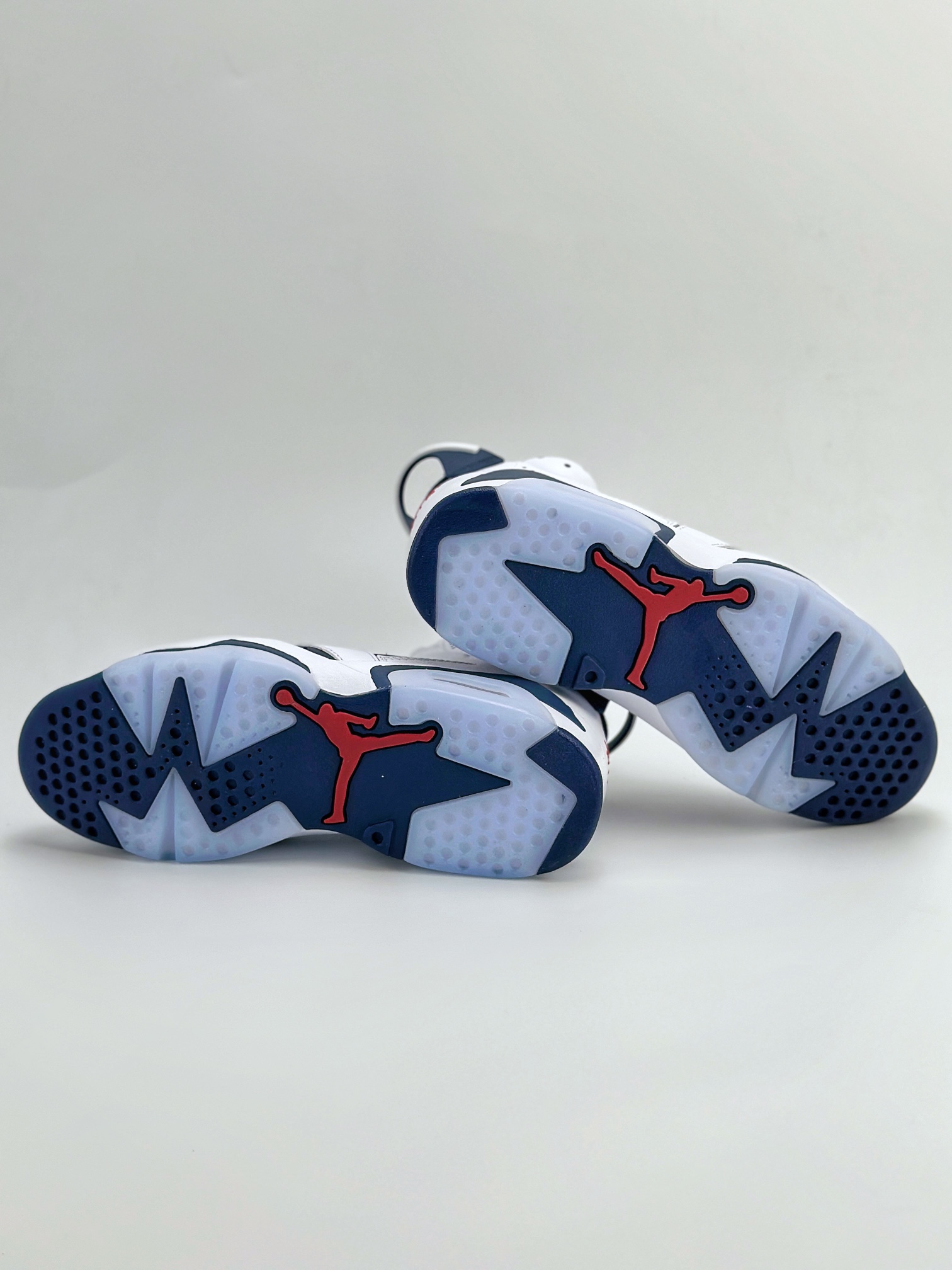 Air Jordan 6 Retro ”Olympic” 白蓝 潮流复古篮球鞋 CT8529-164