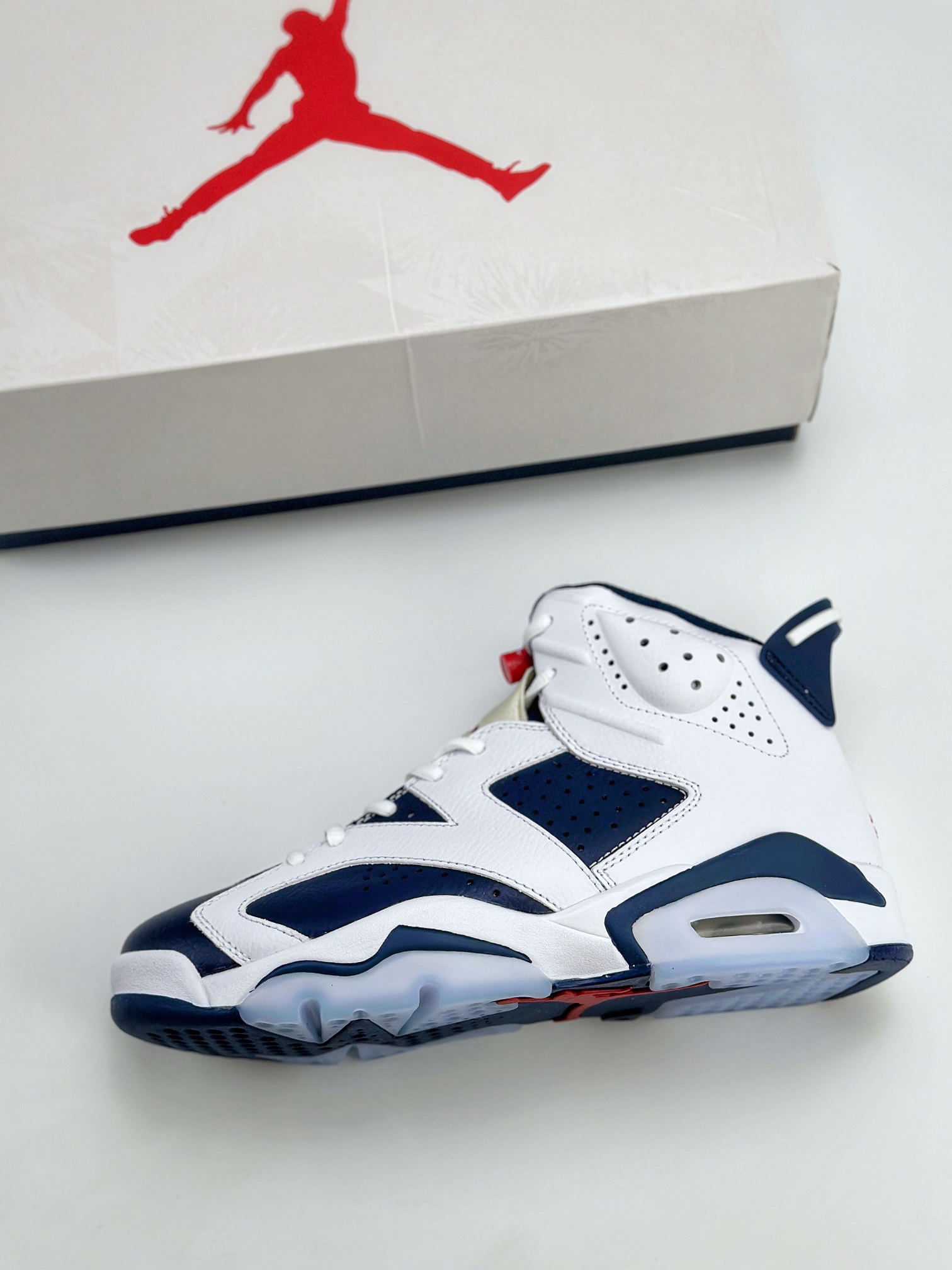 Air Jordan 6 Retro ”Olympic” 白蓝 潮流复古篮球鞋 CT8529-164