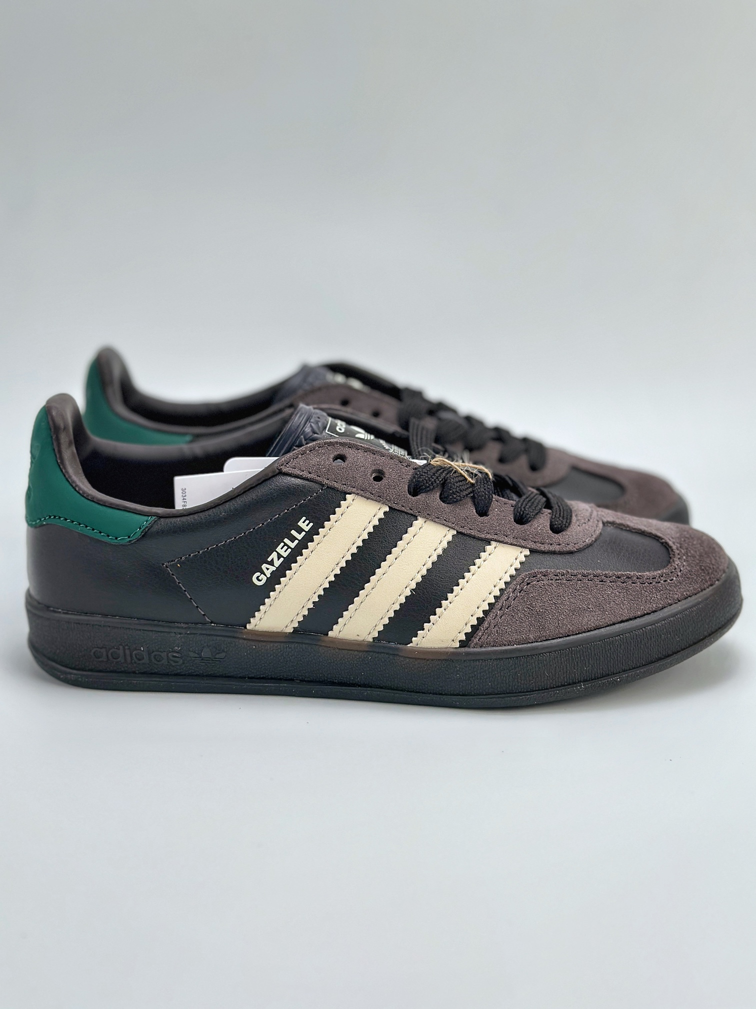 adidas Originals Gazelle INdoor 黑棕三叶草休闲防滑耐磨低帮板鞋 IH0374