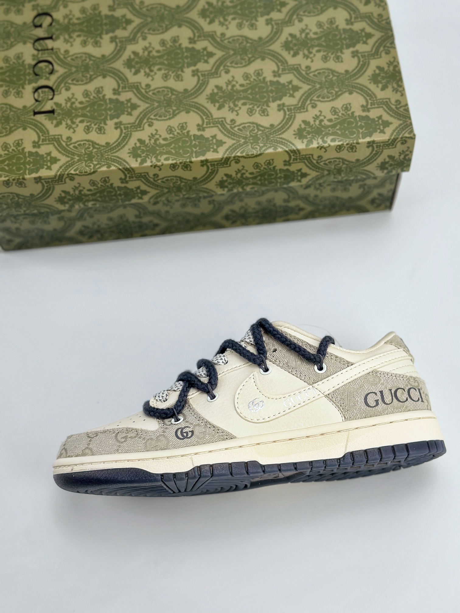 Nike SB Dunk Low x GUCCI 米白绑带满天星 SJ2068-263