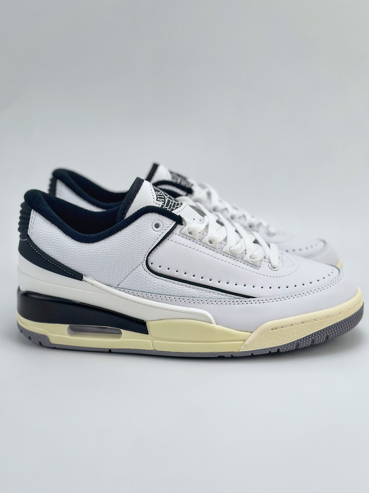 Air Jordan 2/3 Low Retro low 白黑 低帮复古篮球鞋 FD0384-100