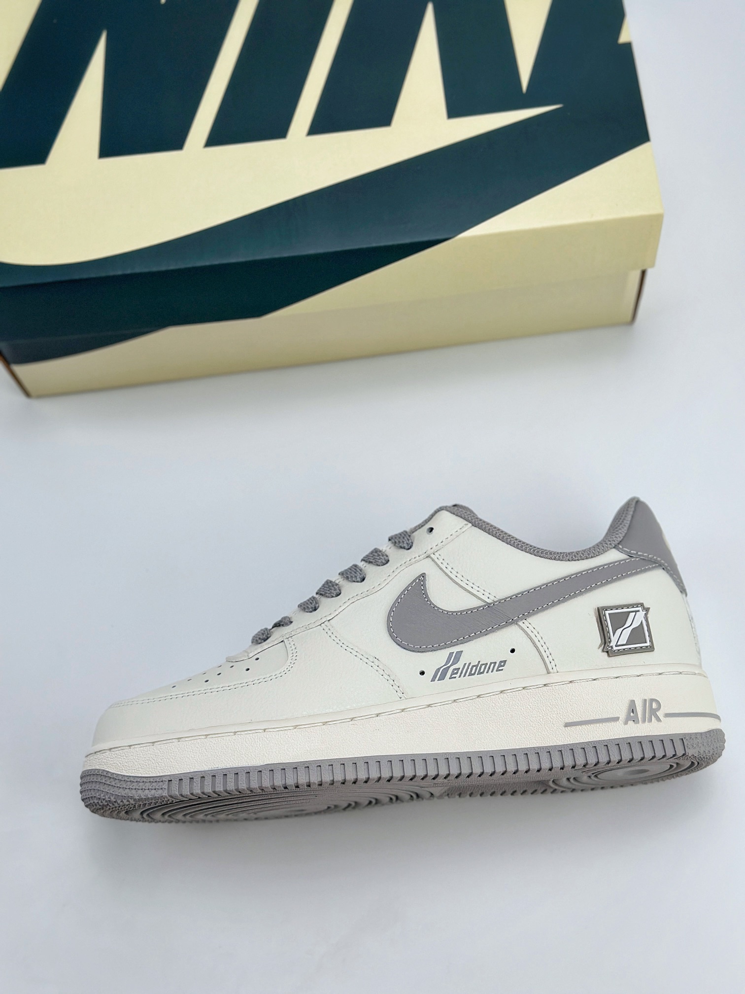 Nike Air Force 1 Low 07 x We11done 米白烟灰 WD 111577