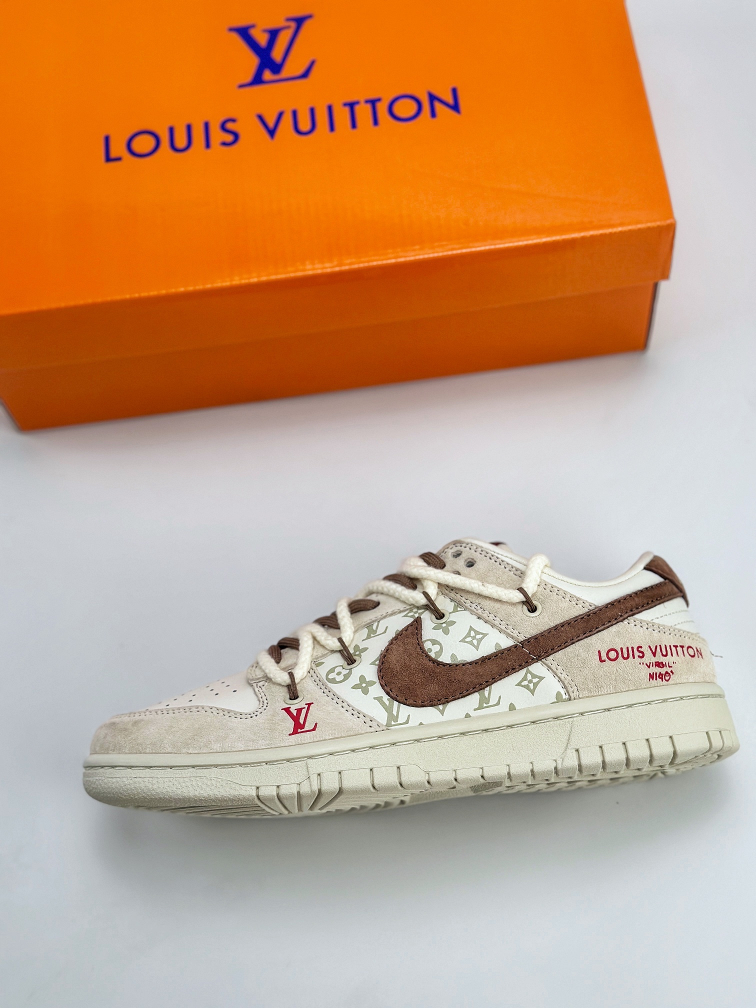 Nike SB Dunk Low x Louis Vuitton LV白棕绑带 FC1688-173