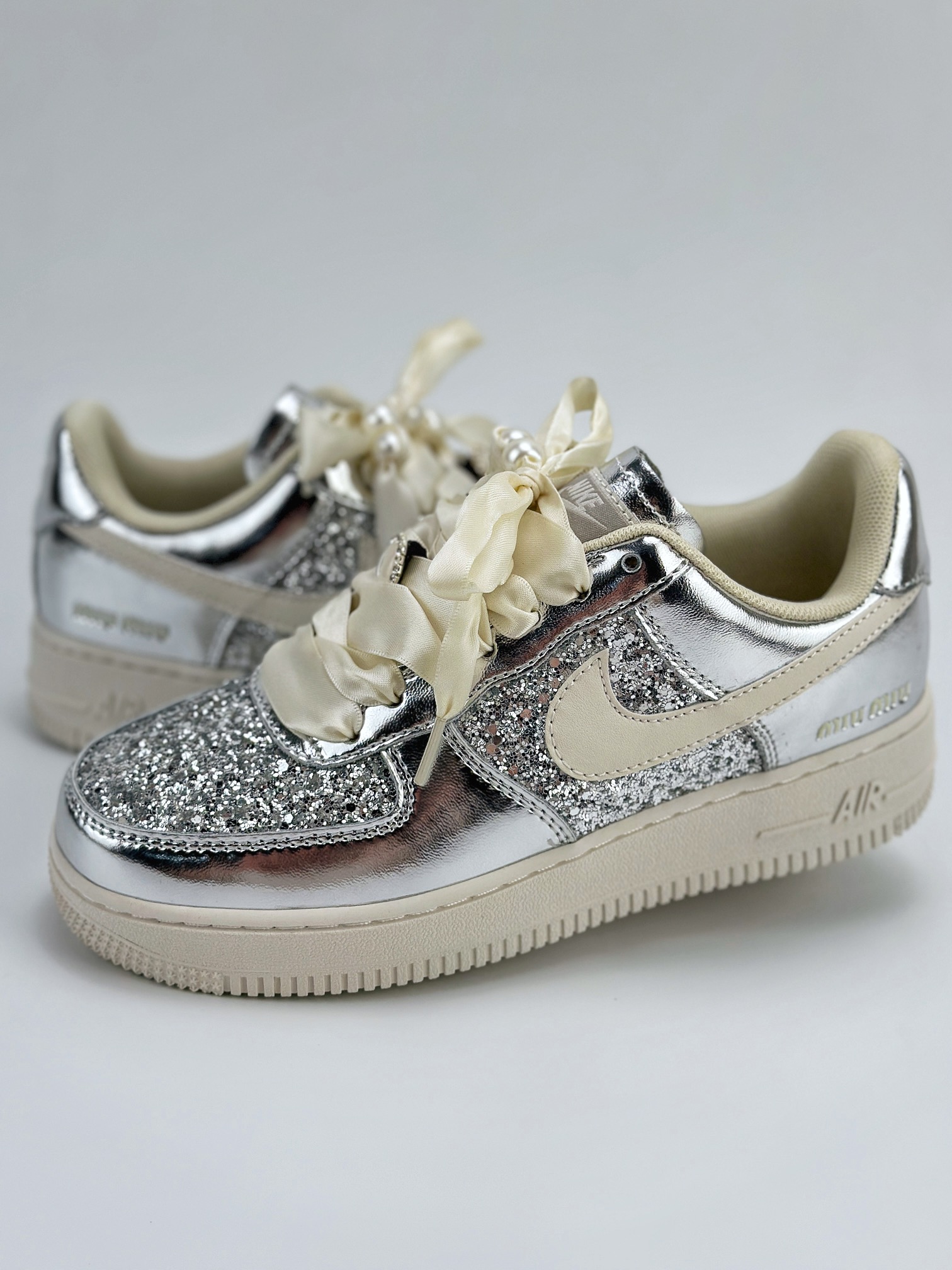 Nike Air Force 1 Low 07 x OFF-WHITE 镂空提花 银 AF2406-010