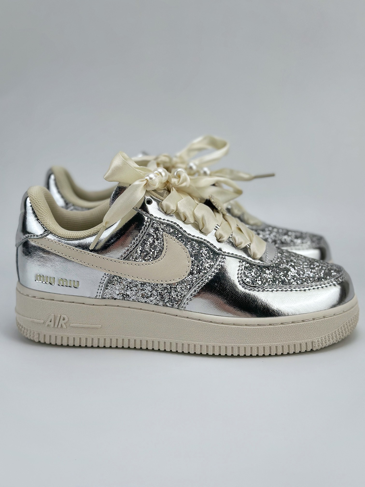 Nike Air Force 1 Low 07 x OFF-WHITE 镂空提花 银 AF2406-010