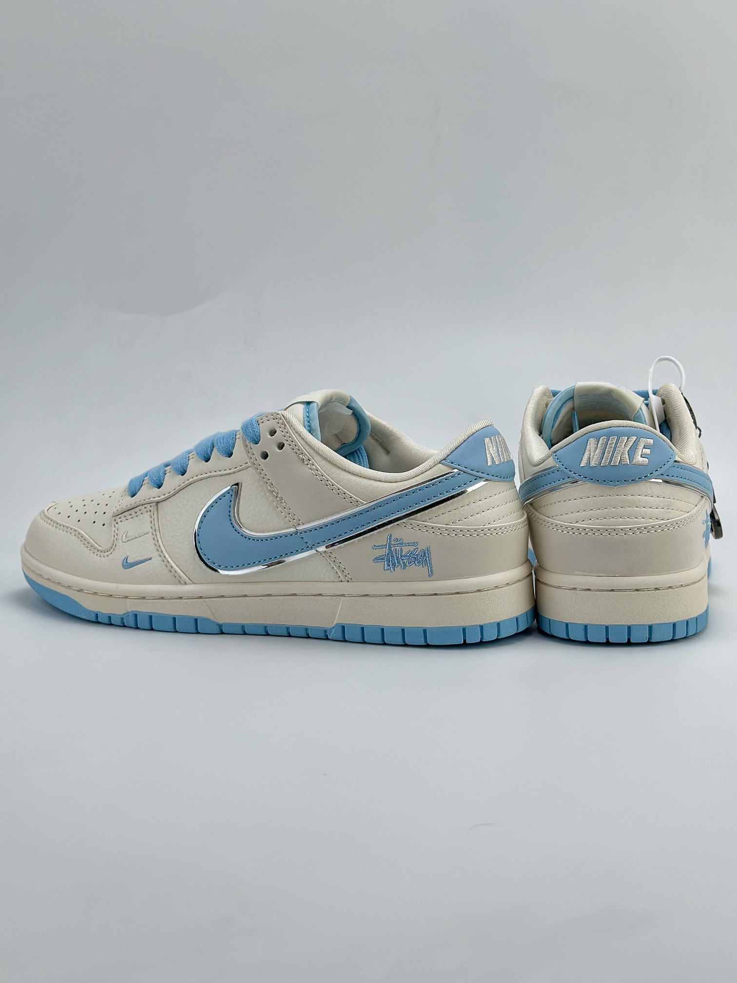 Nike SB Dunk Low x Stussy 斯图西双钩米白蓝 DQ1098-380