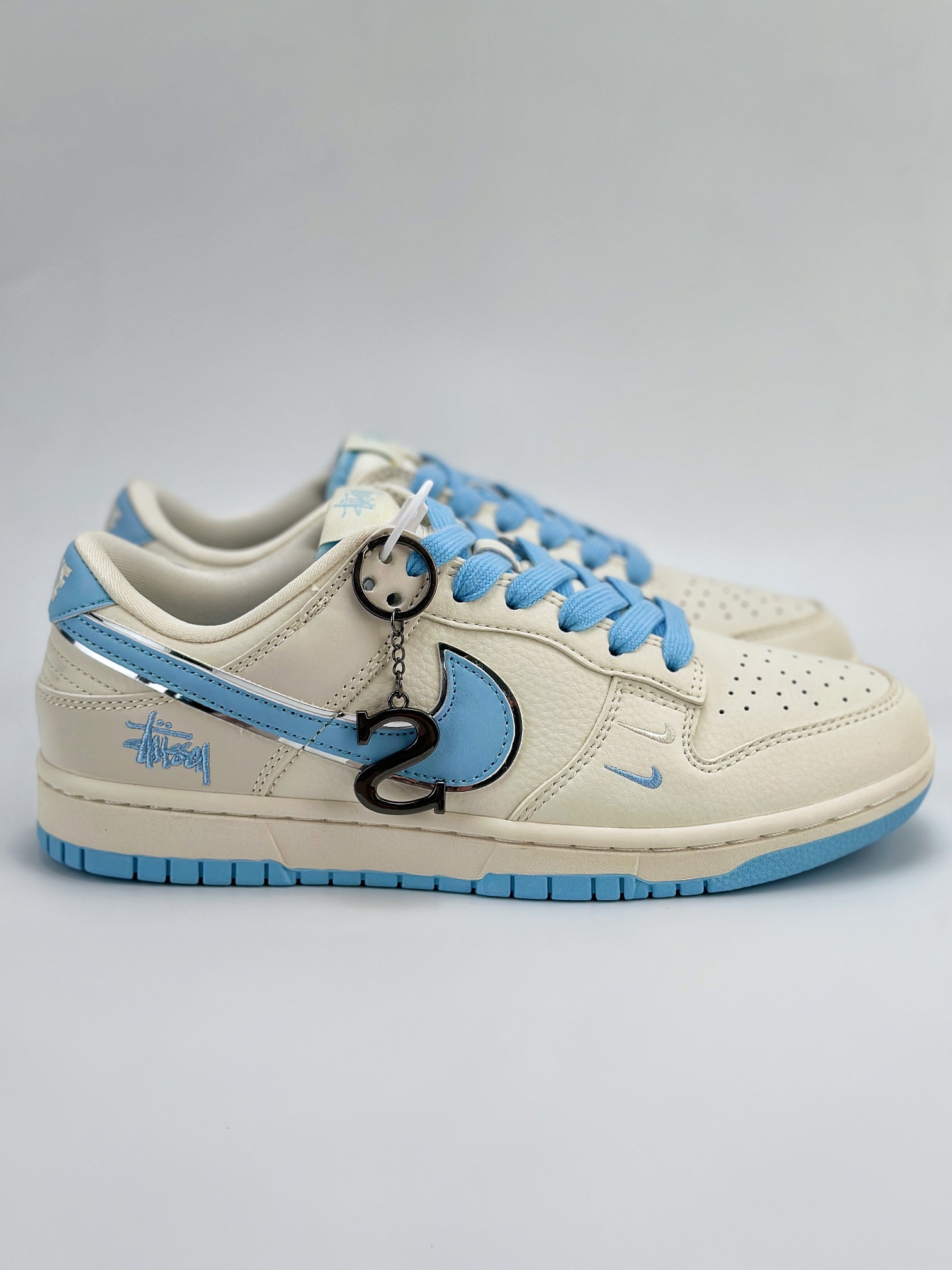 Nike SB Dunk Low x Stussy 斯图西双钩米白蓝 DQ1098-380