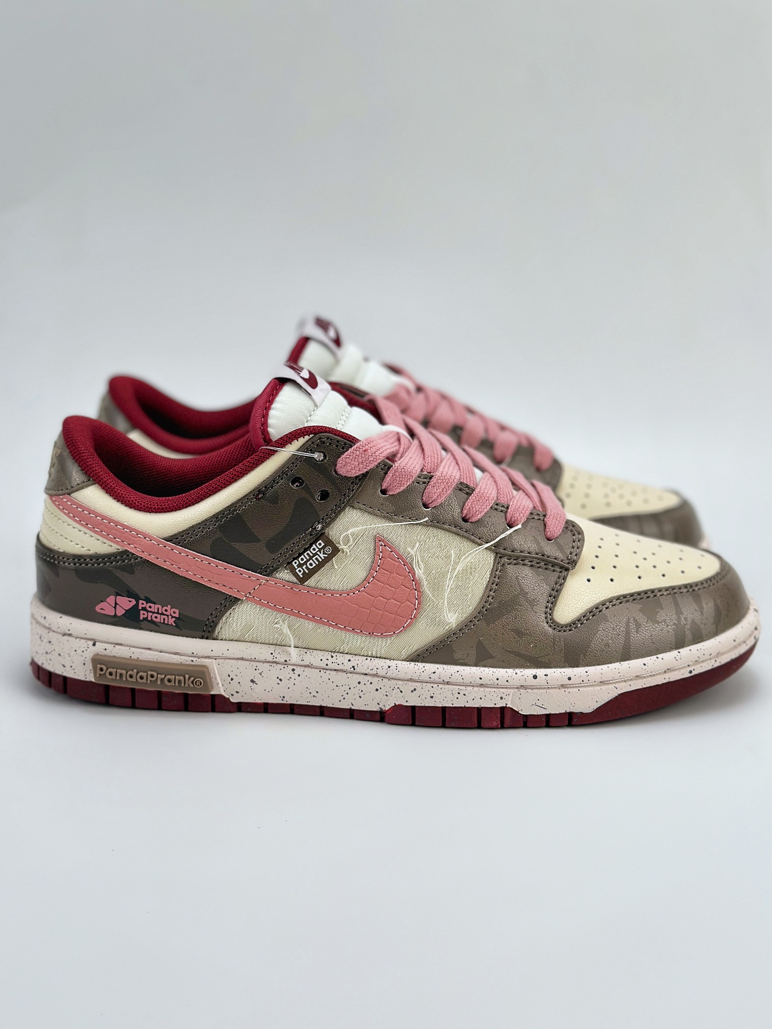 Nike SB Dunk Low 熊猫恶作剧 拓荒骑士 DD1391-601