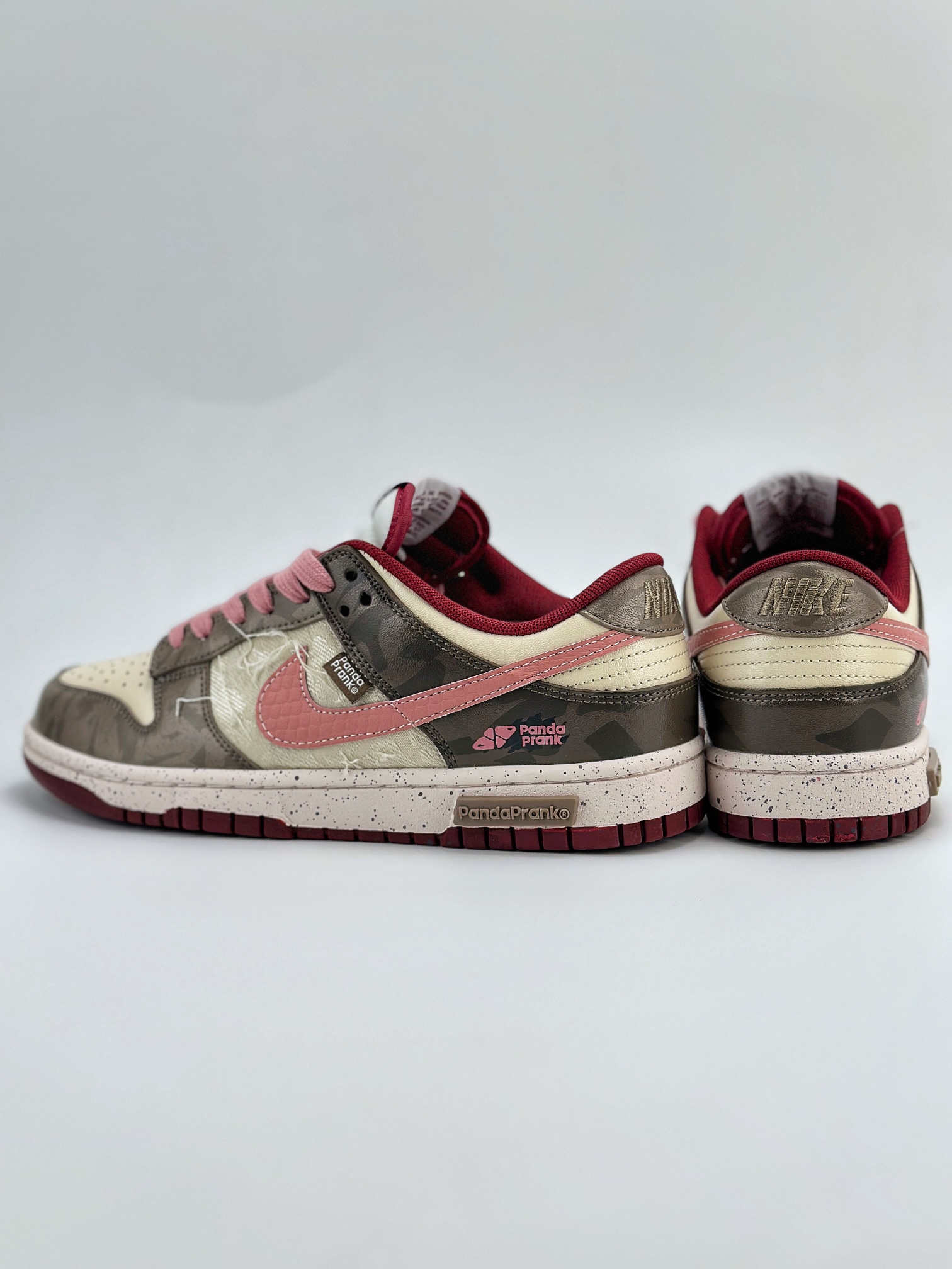 Nike SB Dunk Low 熊猫恶作剧 拓荒骑士 DD1391-601