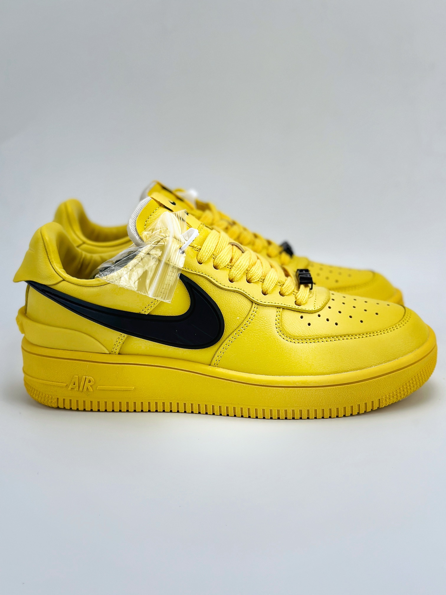 Nike Air Force 1 Low 07 x AMBUSH 黄黑大钩 DV3464-600