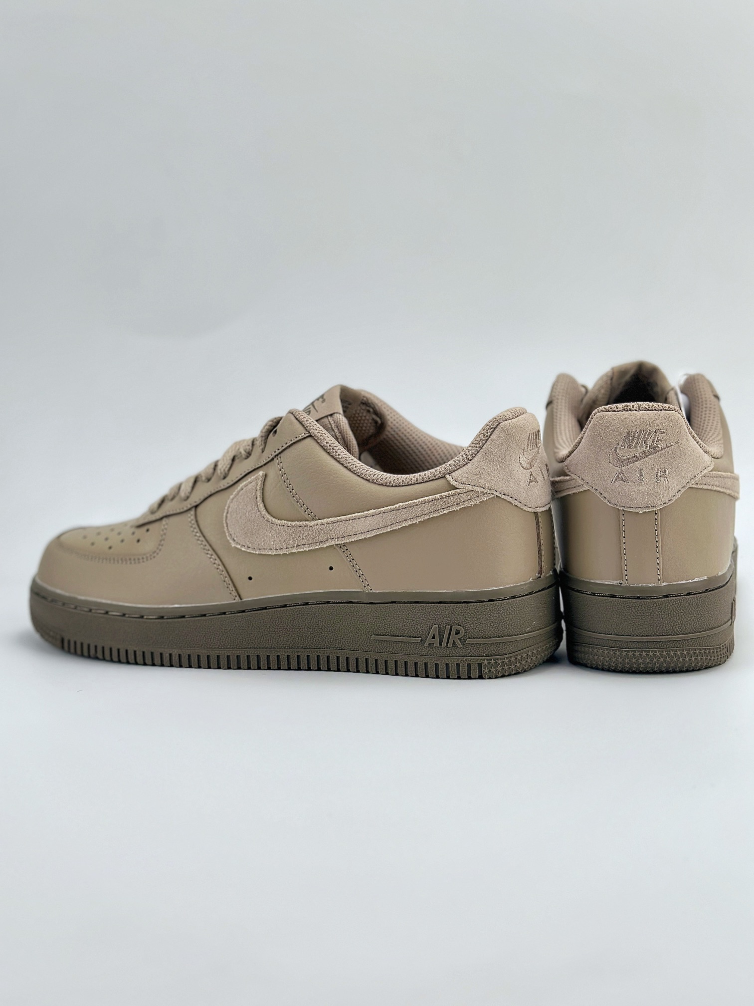 Nike Air Force 1 Low 07 LV8 棕 HQ1176-22