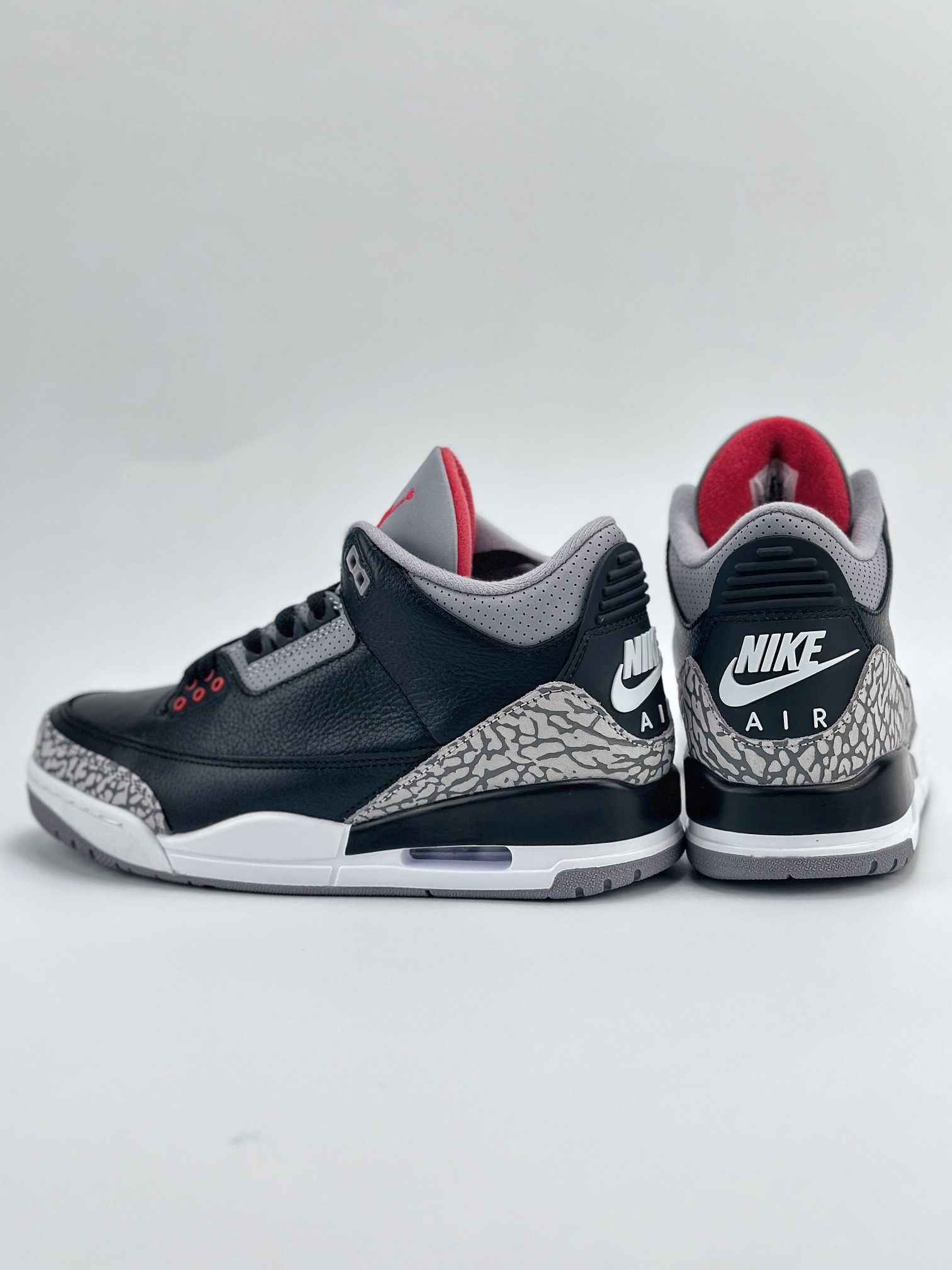 Nike Air Jordan 4 Retro 乔丹三代 ”Black Cement Reimaginde” 灰黑 DN3707-010