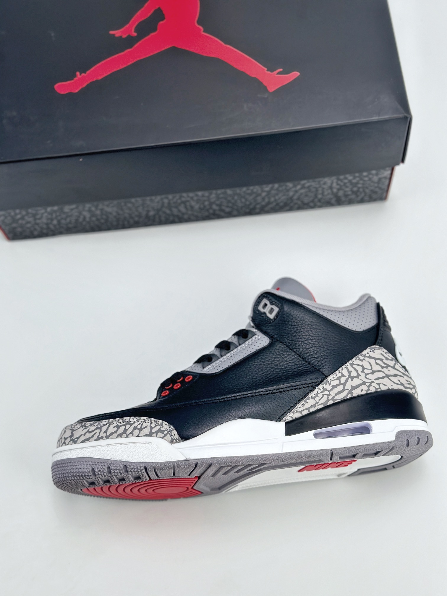 Nike Air Jordan 4 Retro 乔丹三代 ”Black Cement Reimaginde” 灰黑 DN3707-010