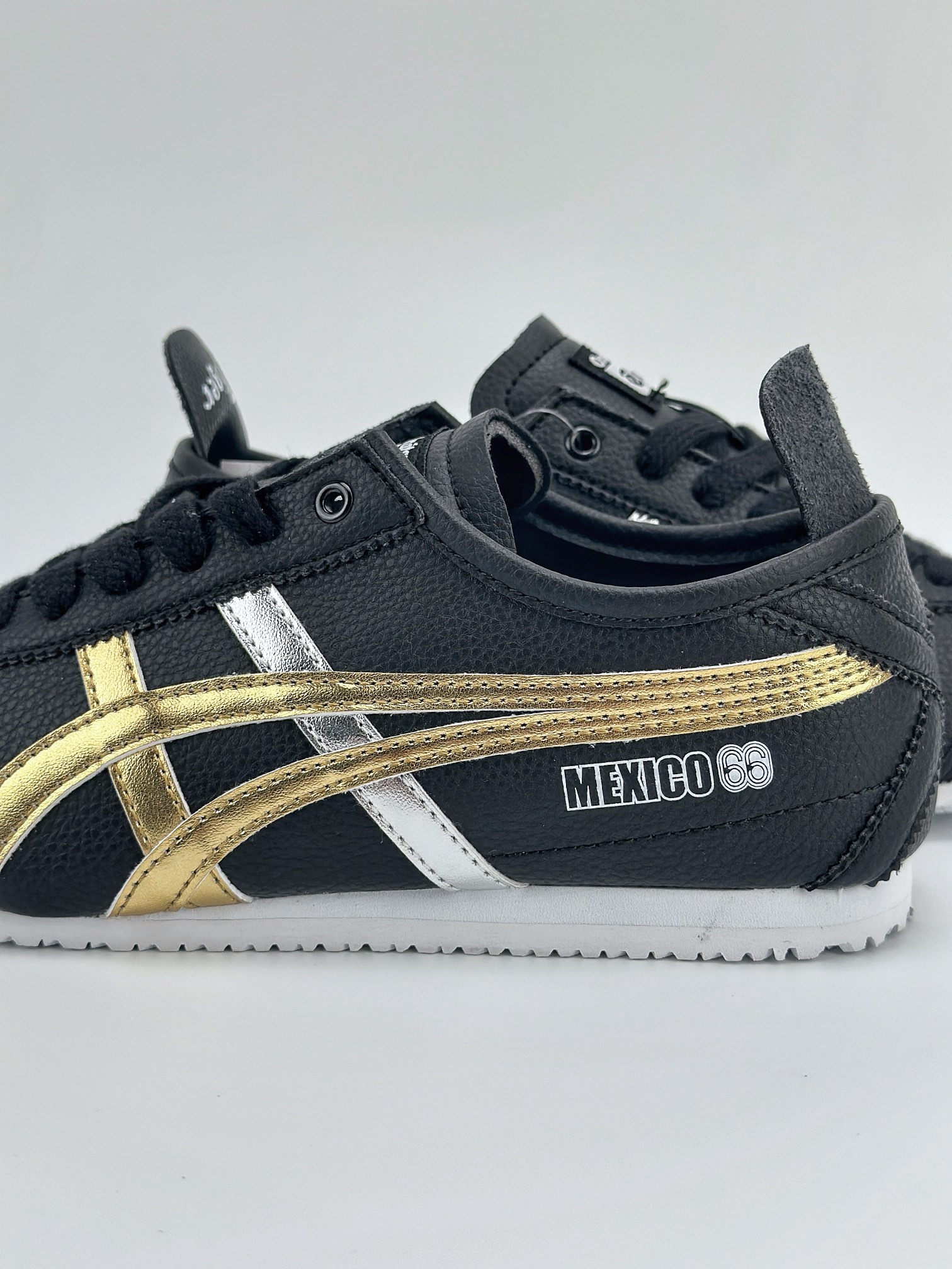 Onitsuka Tiger Mexico 66 Paraty 百搭单品 板鞋 D5V2L-9094