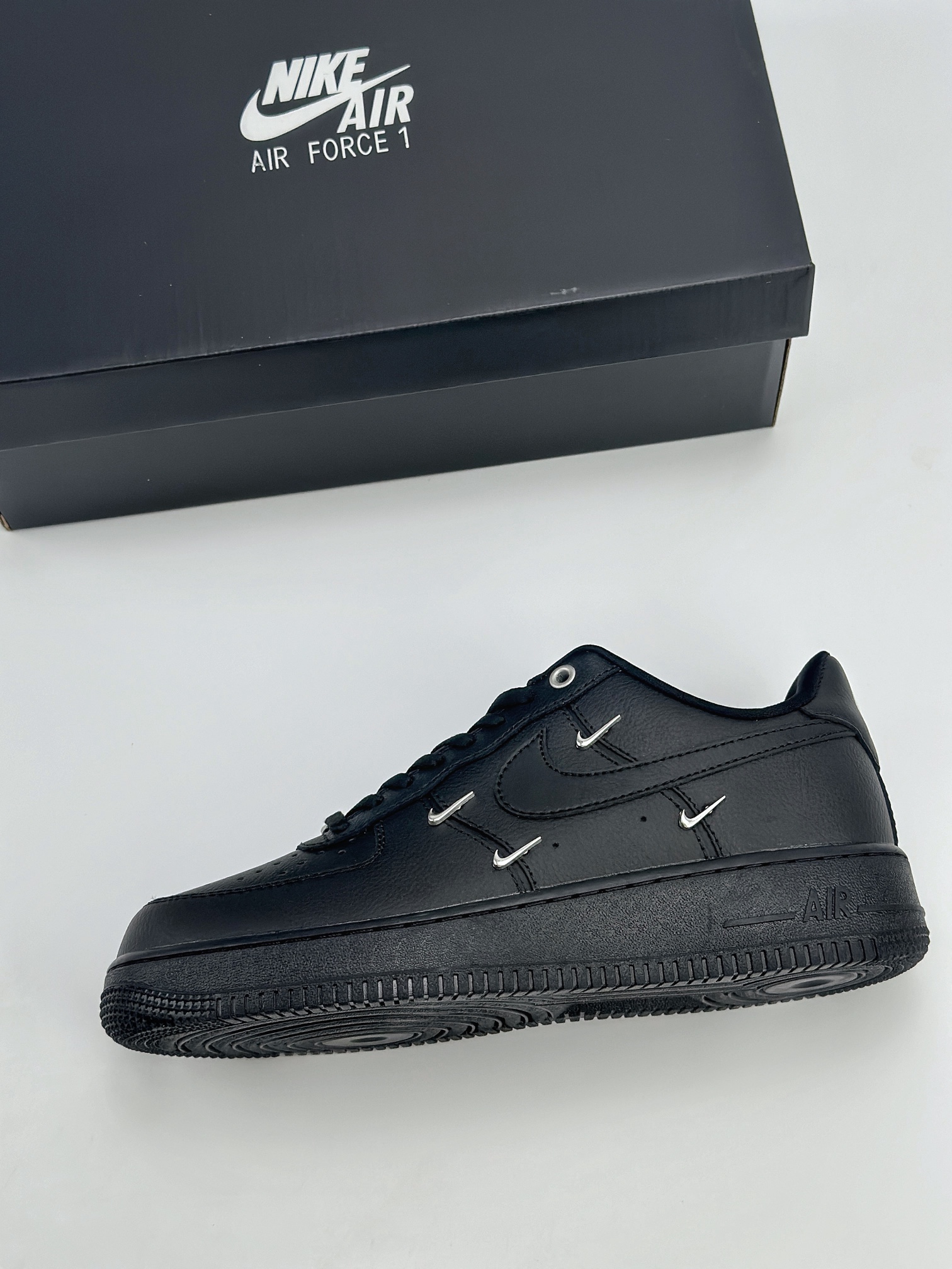 Nike Air Force 1 Low 07 黑武士四铁钩 HQ1180-001