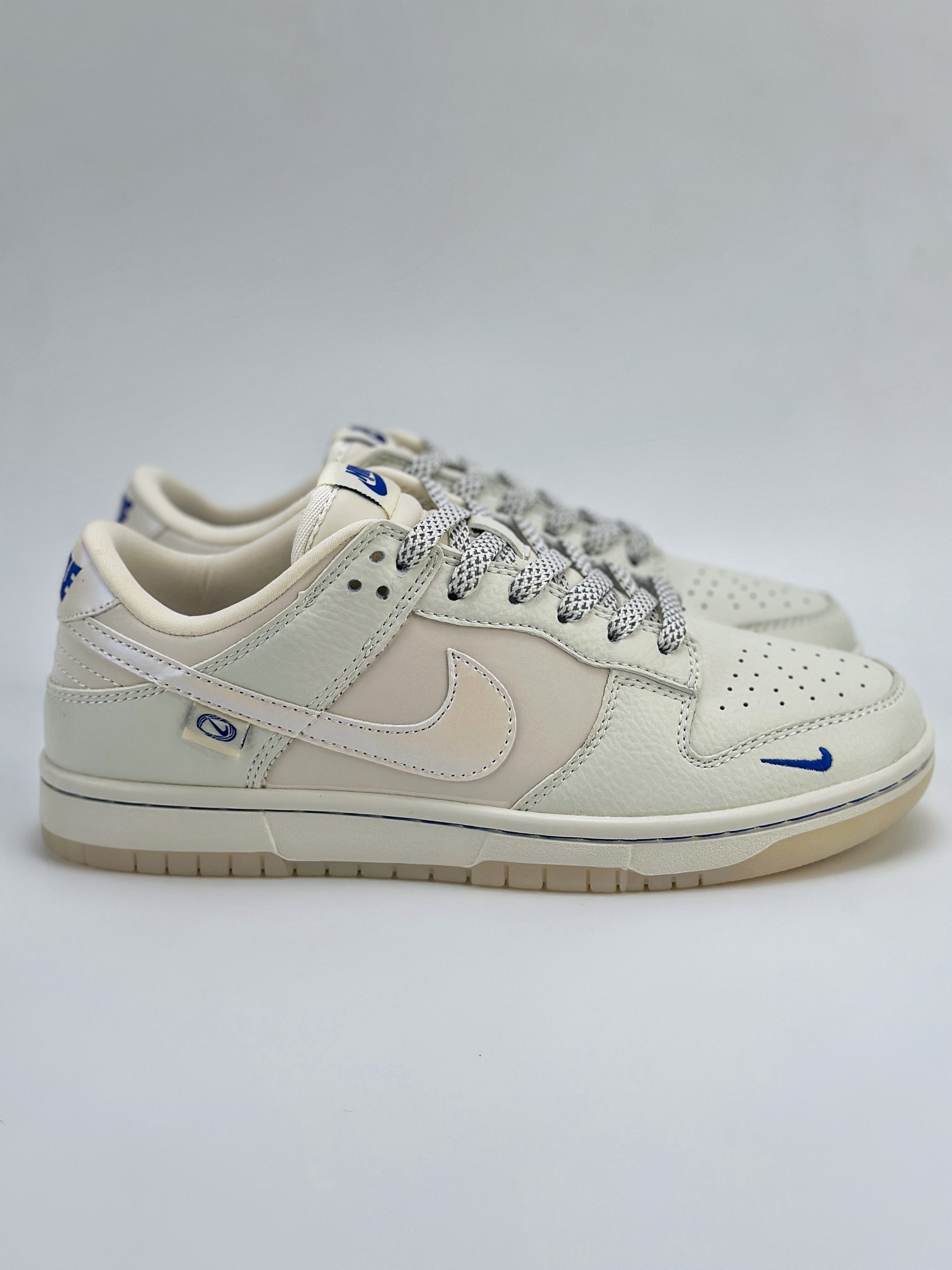 Nike SB Dunk Low 珠光白蓝小钩满天星 XB3802-346