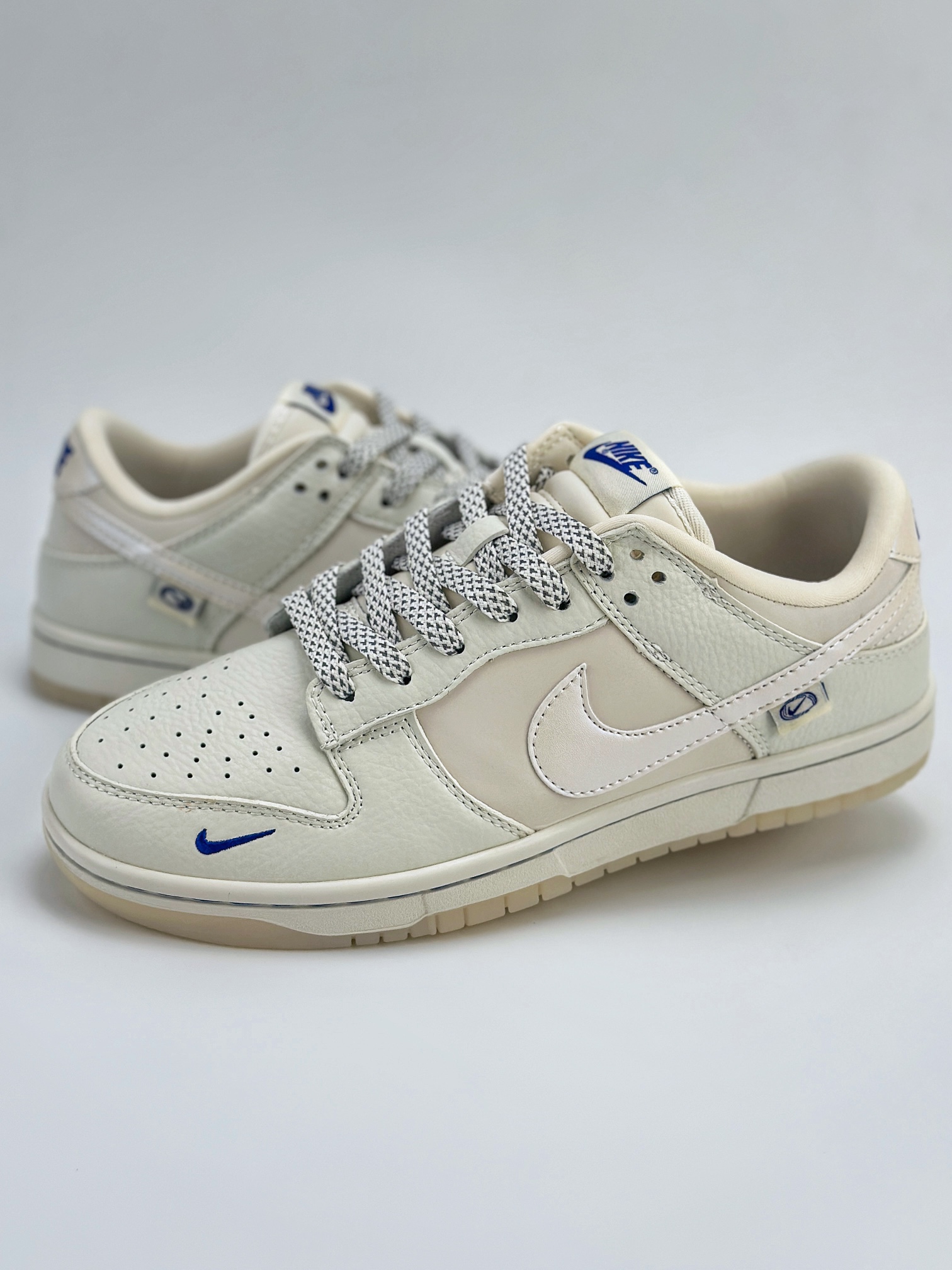 Nike SB Dunk Low 珠光白蓝小钩满天星 XB3802-346