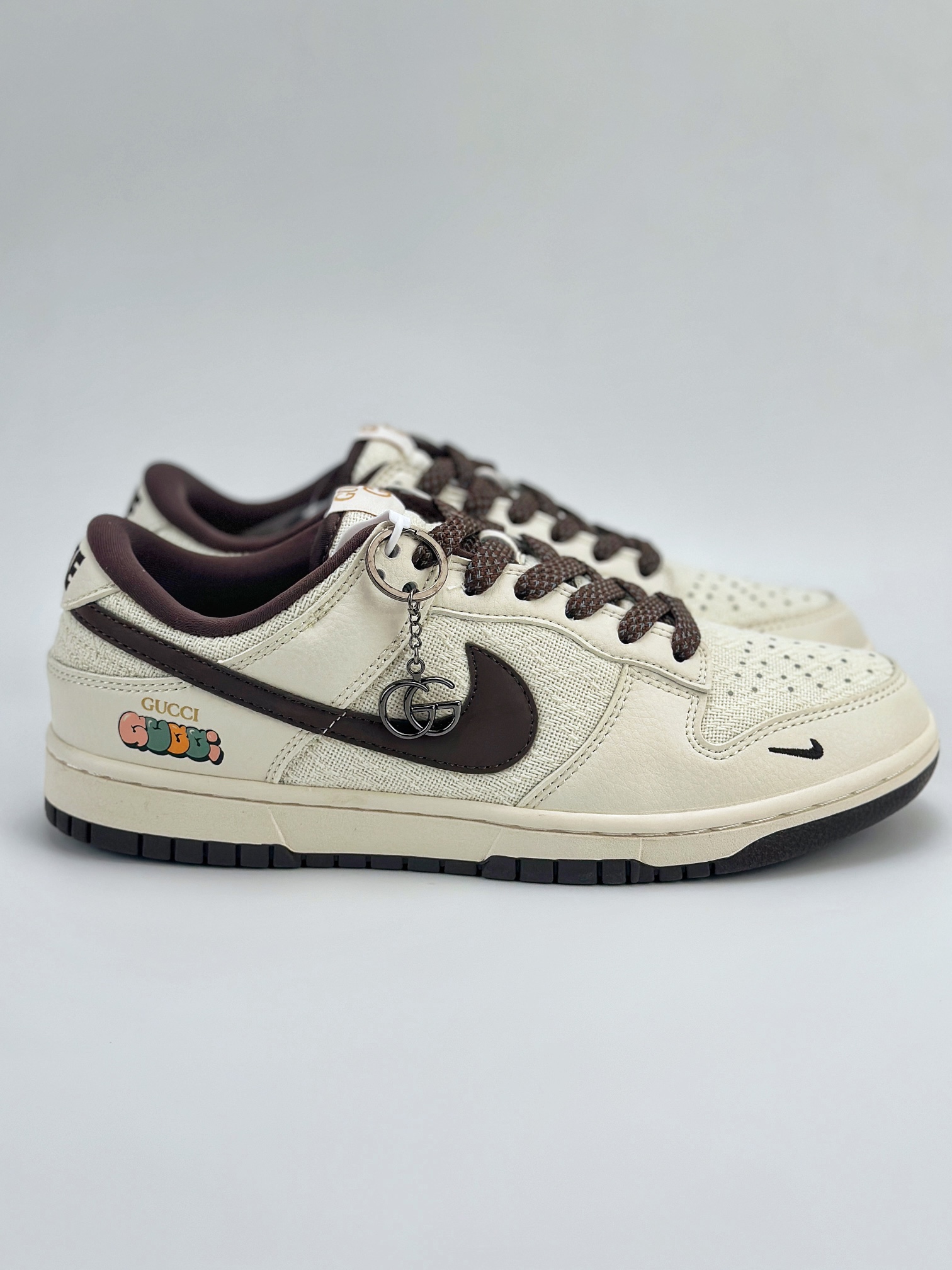 Nike SB Dunk Low x GUCCI 白巧克力满天星 DQ1098-375