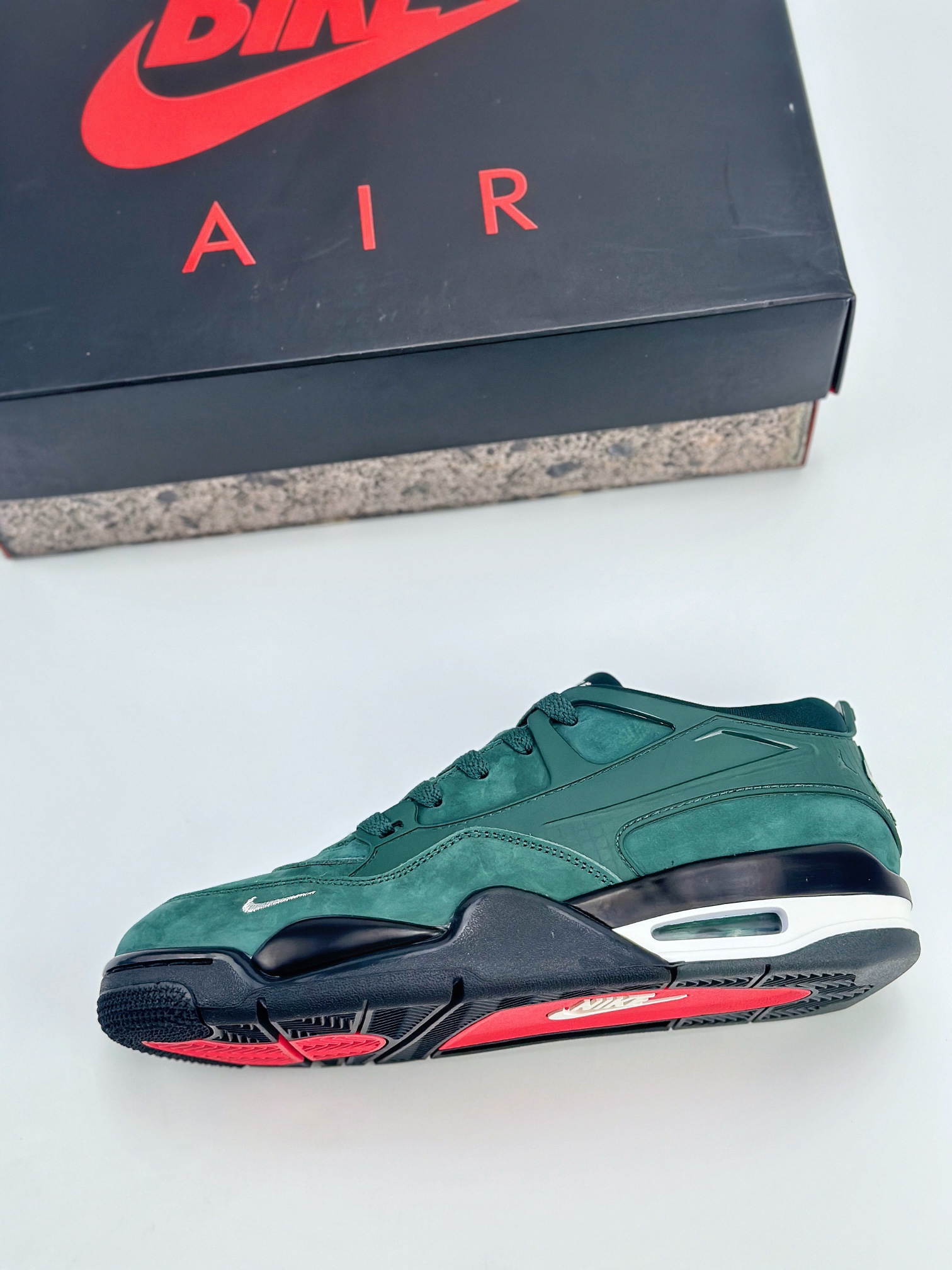 Nike Air Jordan 4 Retro x Nigel Sylvester RM 乔丹四代 ”GREEN” 绿 HF4334-300