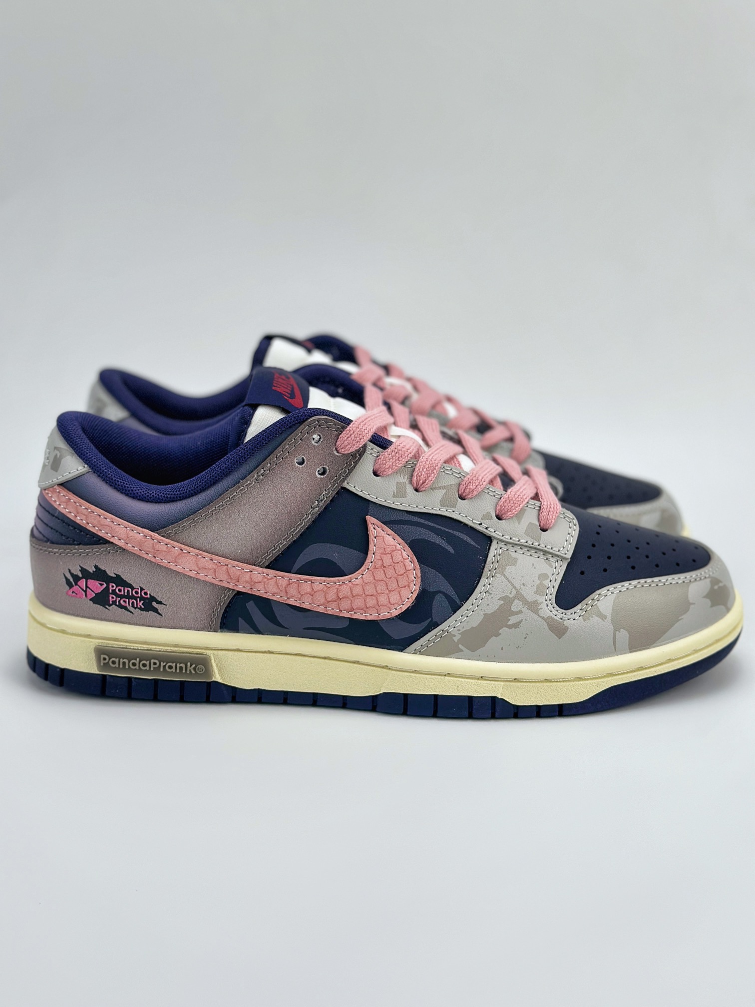 Nike SB Dunk Low 熊猫恶作剧 拓荒骑士 沙地之心 紫棕粉 FV8106-181