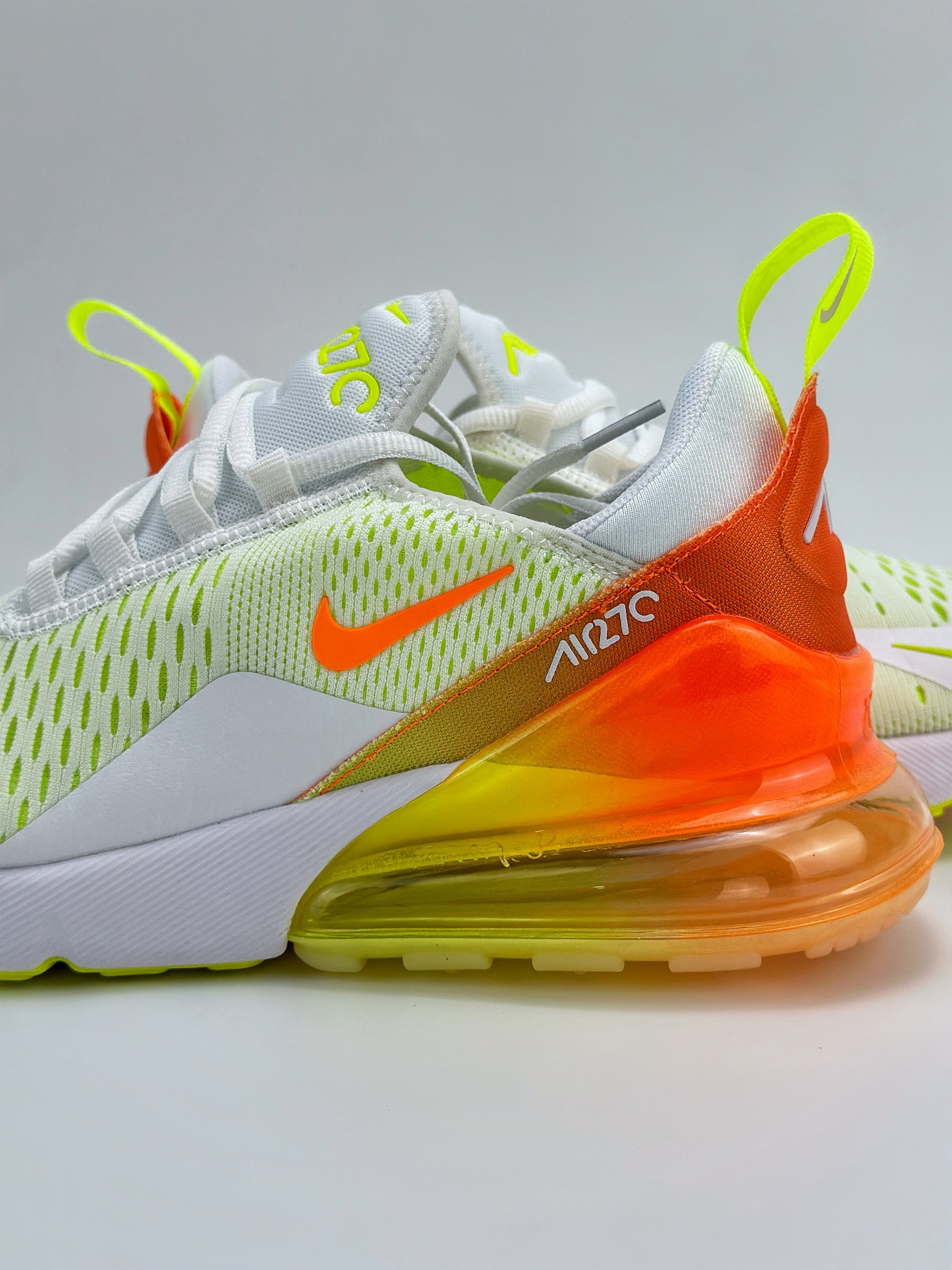 Air Max 270 REACT 橙白 CN7077-181