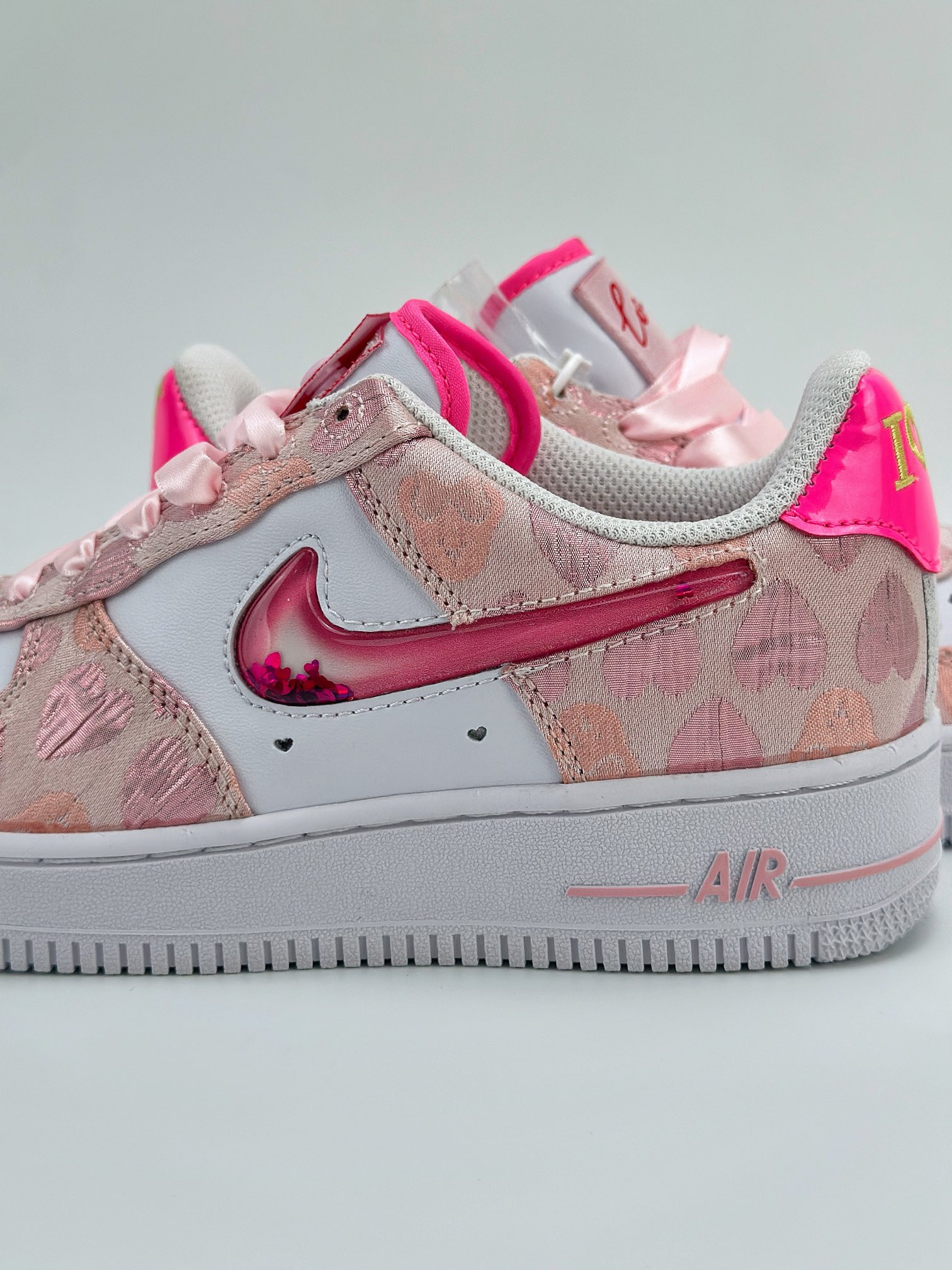 Nike Air Force 1 Low 07 ”Valentine‘s Day” 情人节白粉红 DH2920-111