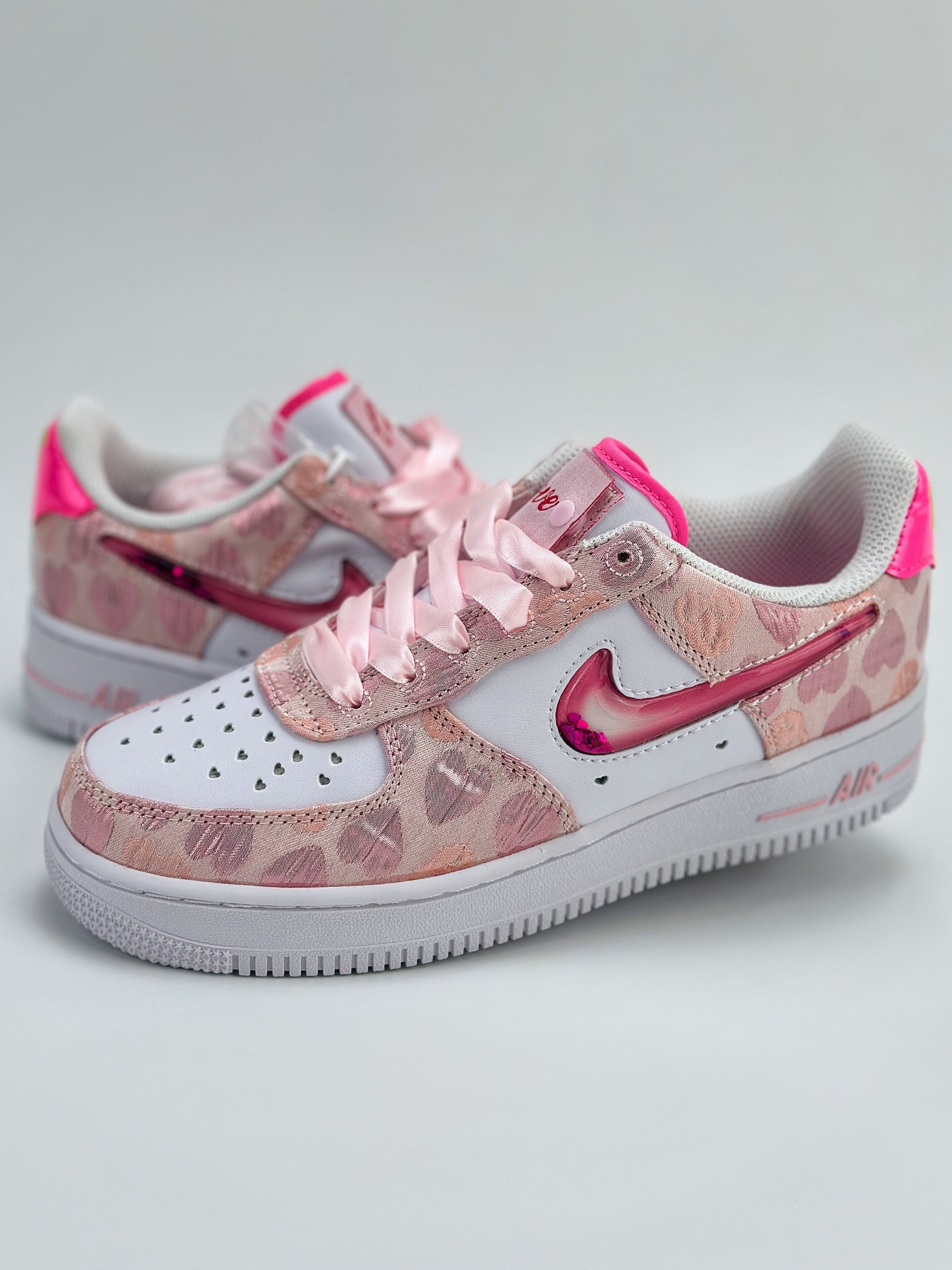 Nike Air Force 1 Low 07 ”Valentine‘s Day” 情人节白粉红 DH2920-111