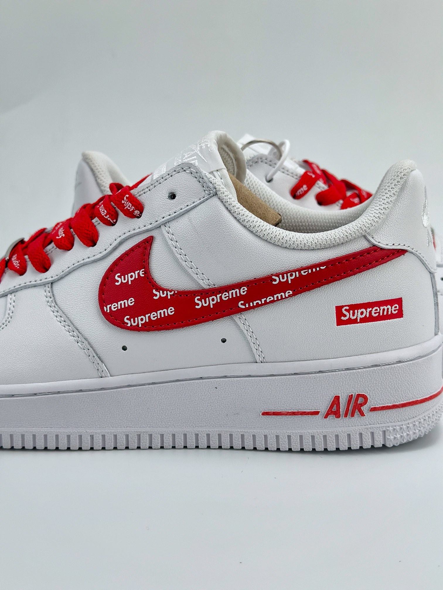 Nike Air Force 1 Low 07 x Supreme 白红 CU9225-010