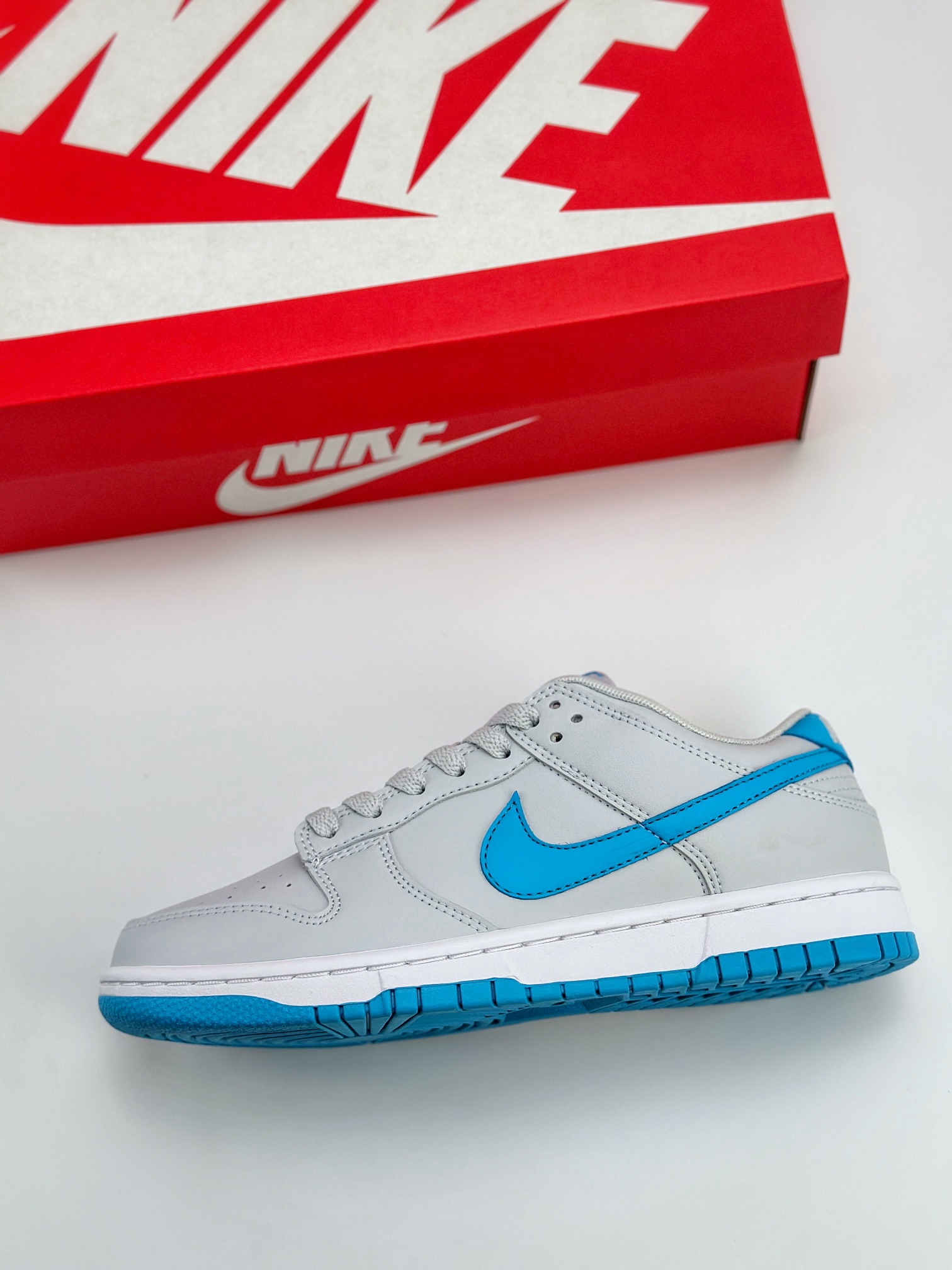 NIKE SB Dunk Low 蓝灰 DV0831-001