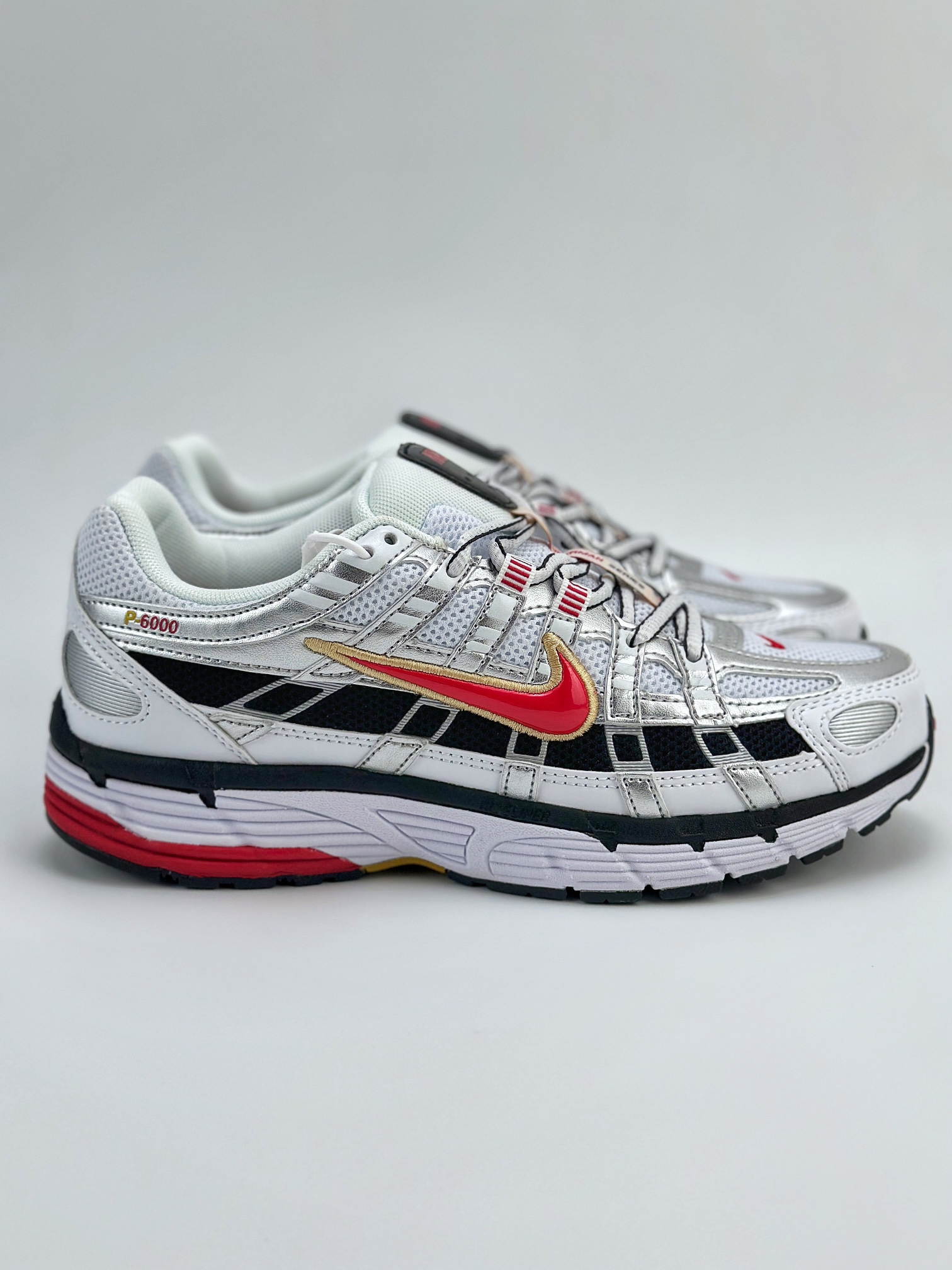 Nike P-6000 Initiator Running 耐克INS 白黑红 复古休闲运动老爹鞋 BV1021-101