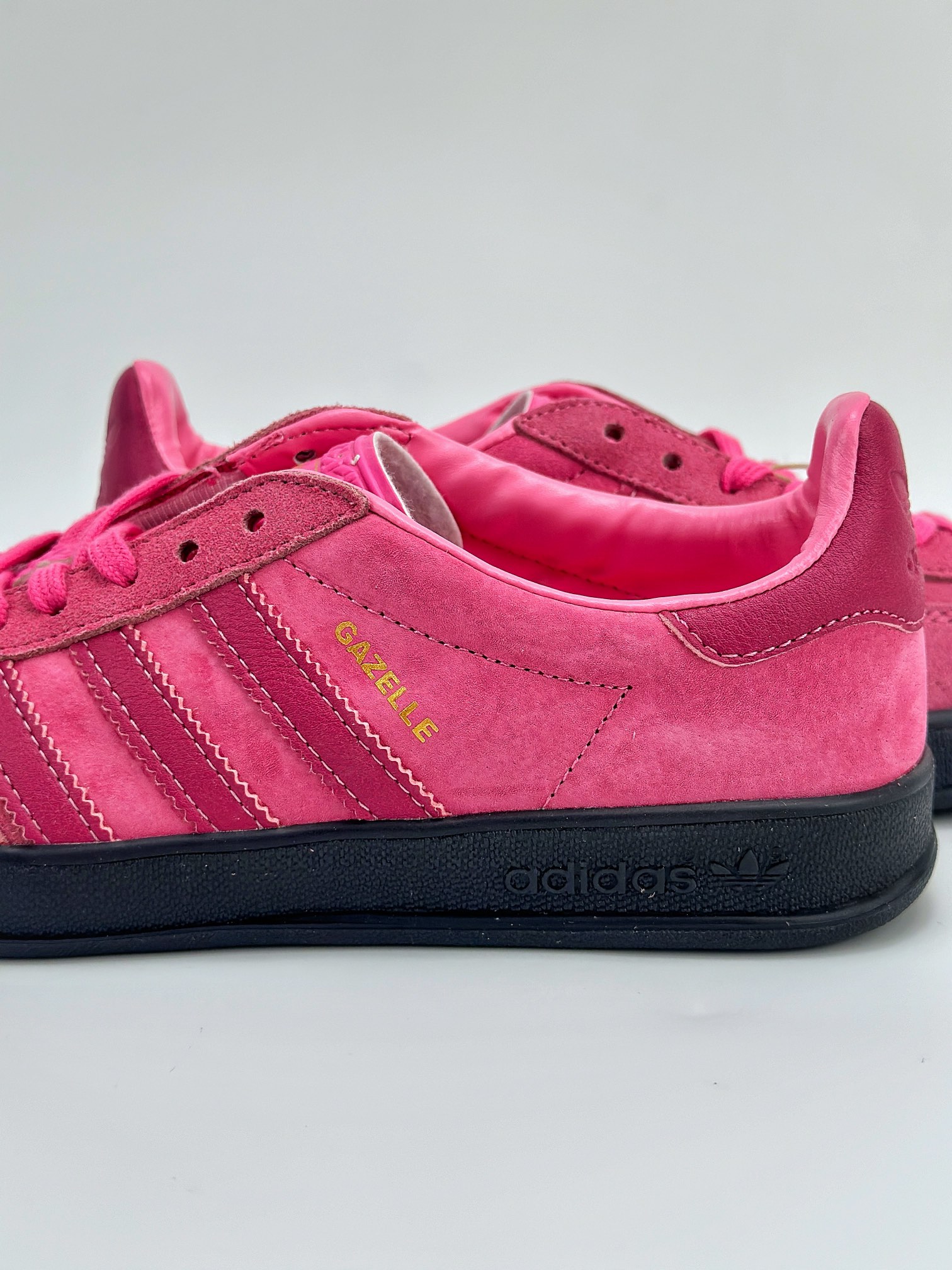 adidas Originals Gazelle INdoor 粉 三叶草休闲防滑耐磨低帮板鞋 JI2585