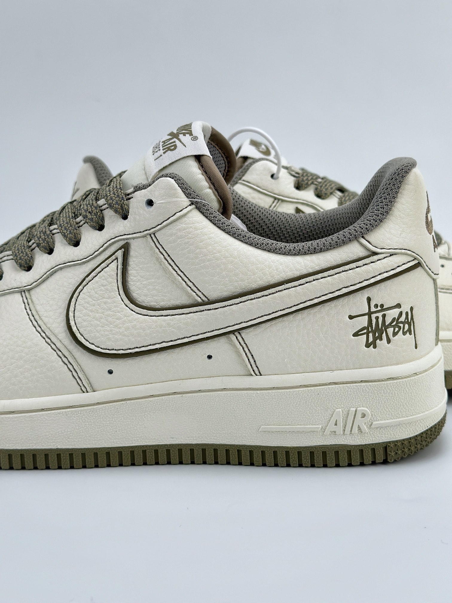 Nike Air Force 1 Low 07 x Stussy 斯图西米白绿 UN1635-777