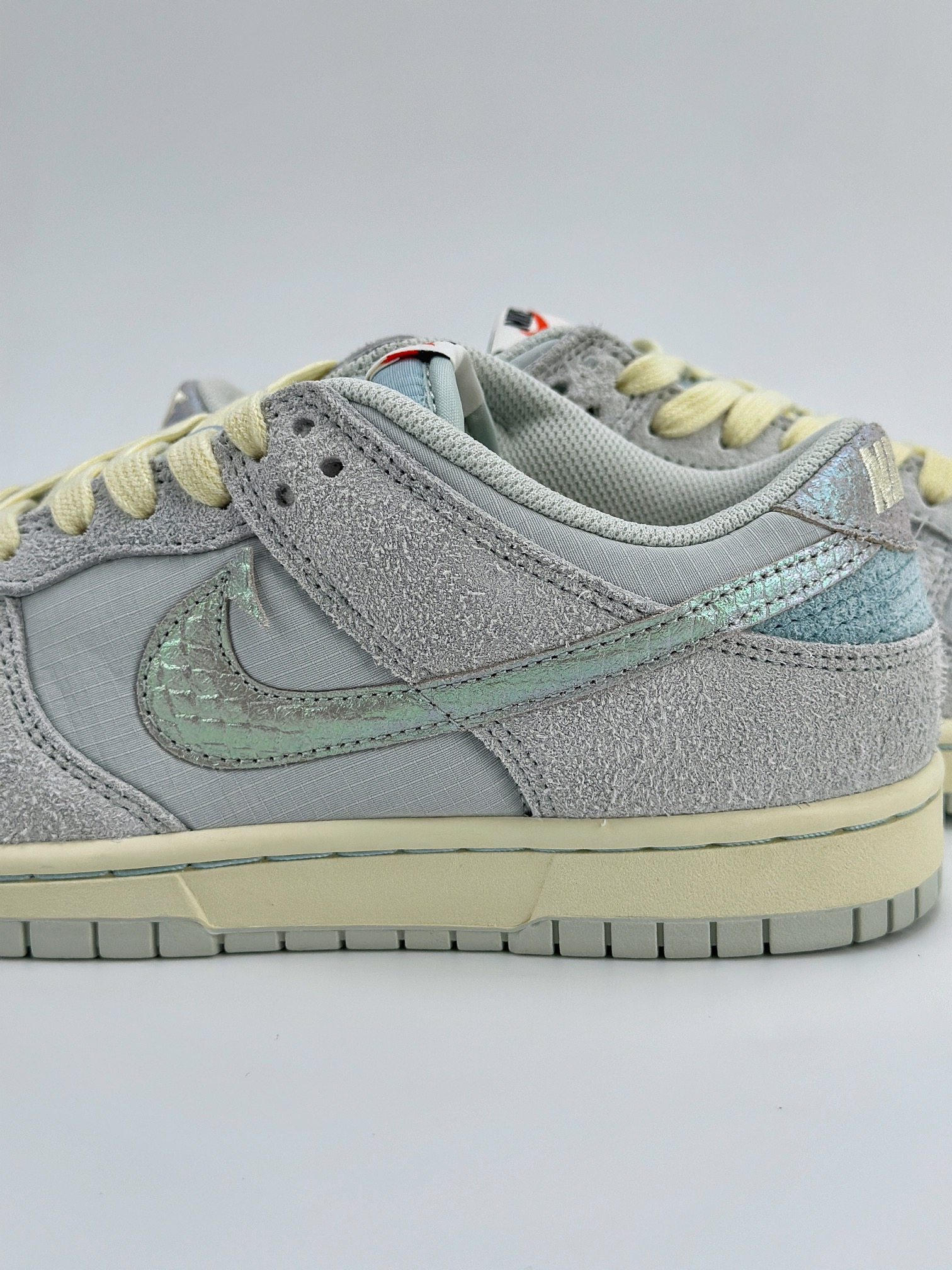 NIKE SB Dunk Low 钓鱼 Gone Fishing ”Light Silver and Ocean Bliss” 灰黄 DV7210-001