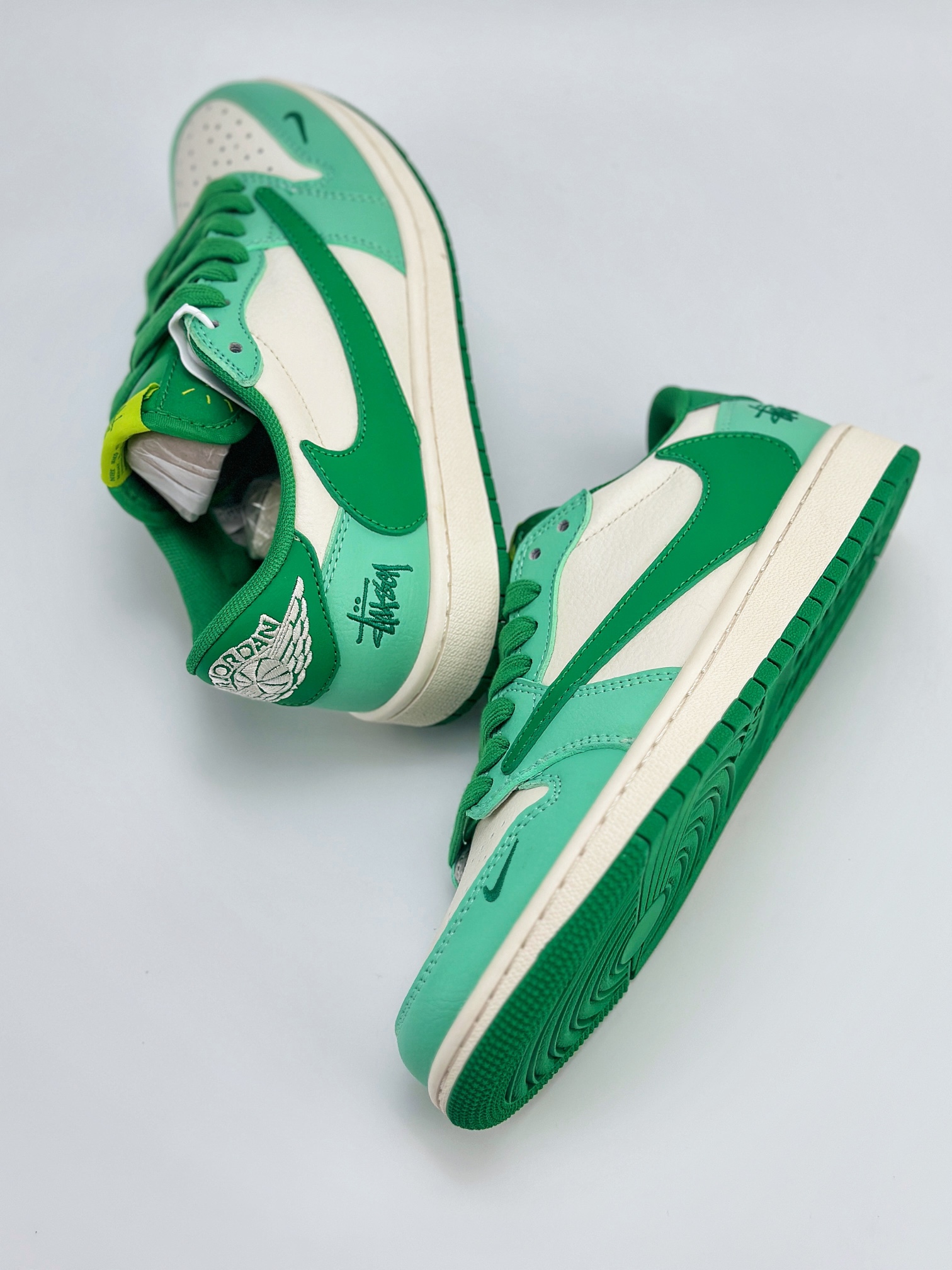 Air Jordan 1 Retro Low x Stussy 斯图西白绿 QY0368-968