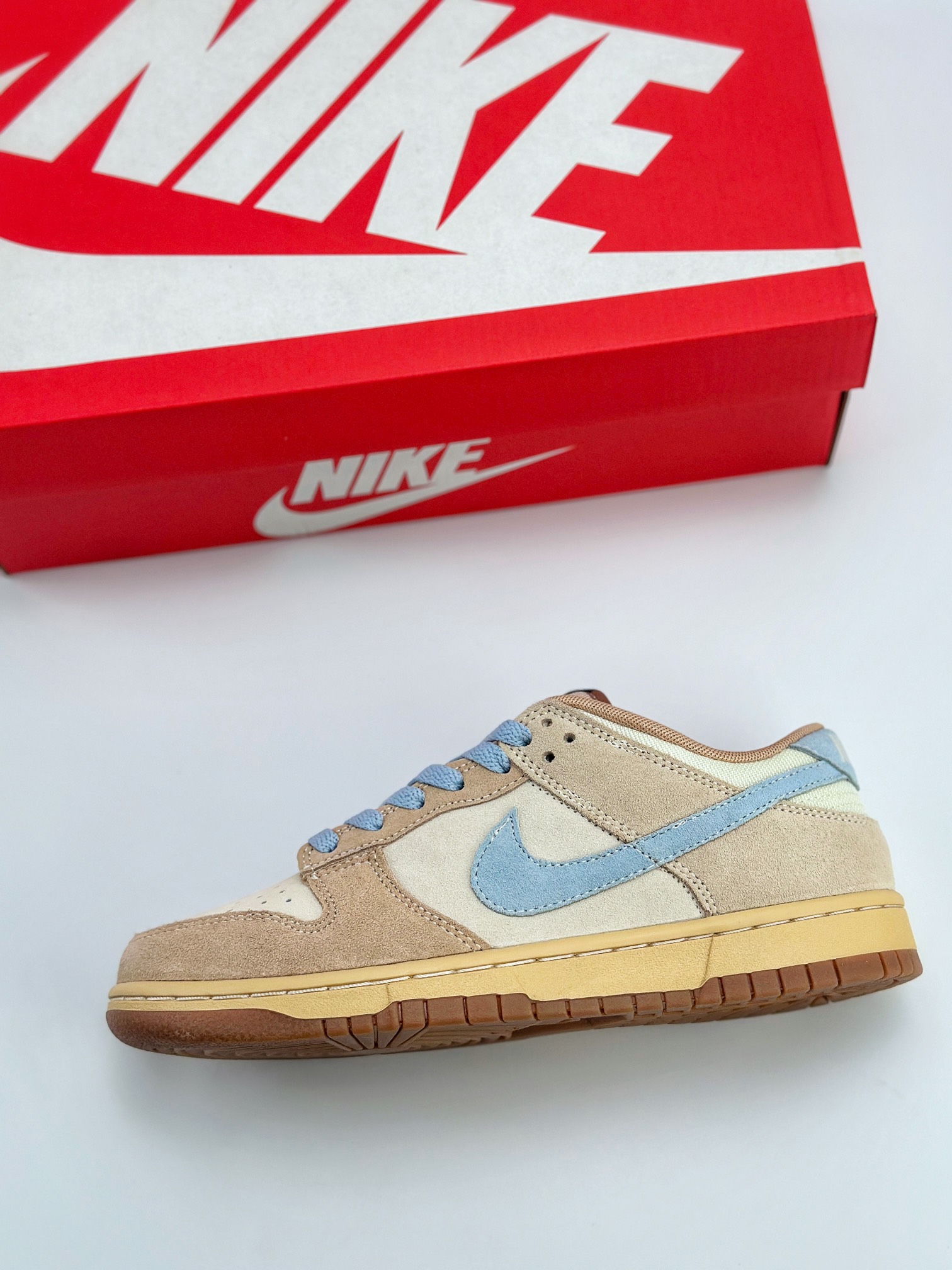 NIKE SB Dunk Low ”Light Armory Blue” 米粉蓝 HF0106-100