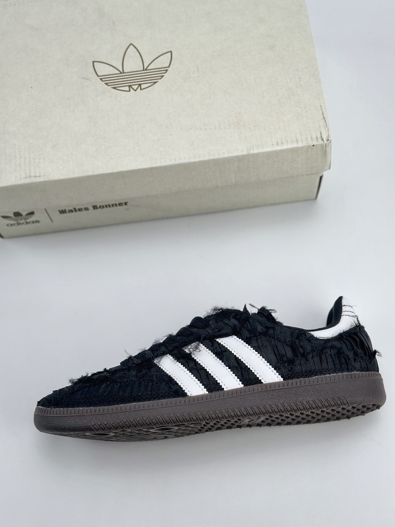 adidas originals Samba OG x Caroline SATIN SHOES 黑白 JQ4749