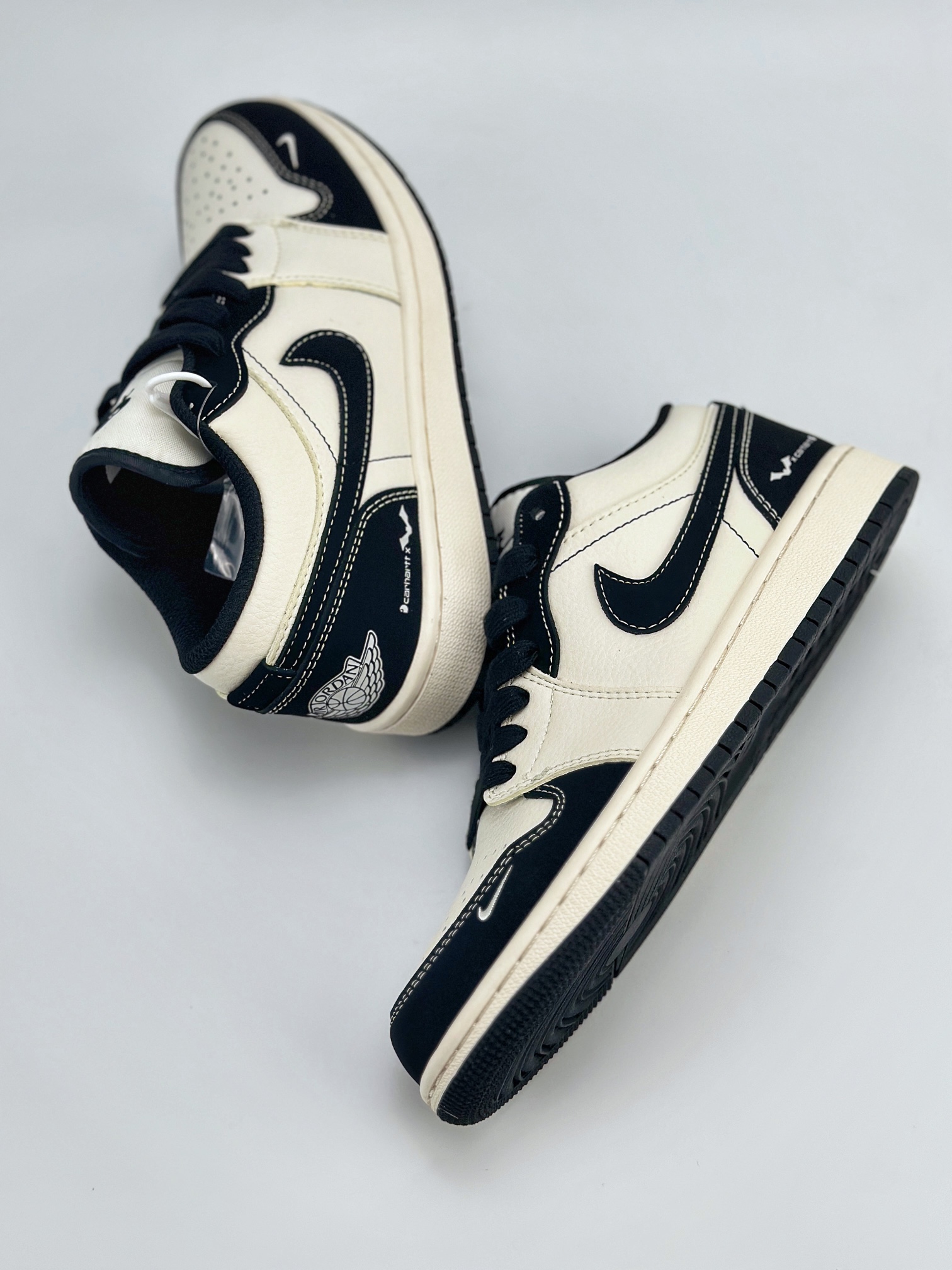 Air Jordan 1 Retro Low x Carhrtt 漫威联名 蝙蝠侠白黑 SJ9950-011