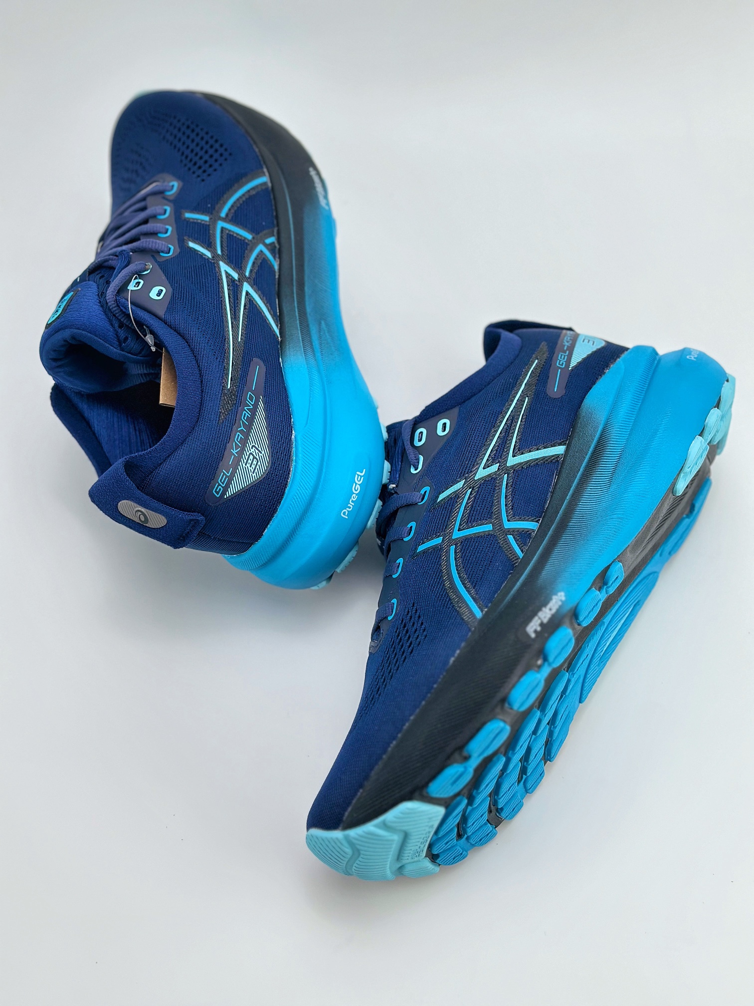 Asics Gel-Kayano 31代 运动休闲透气专业跑鞋 1011B867-401