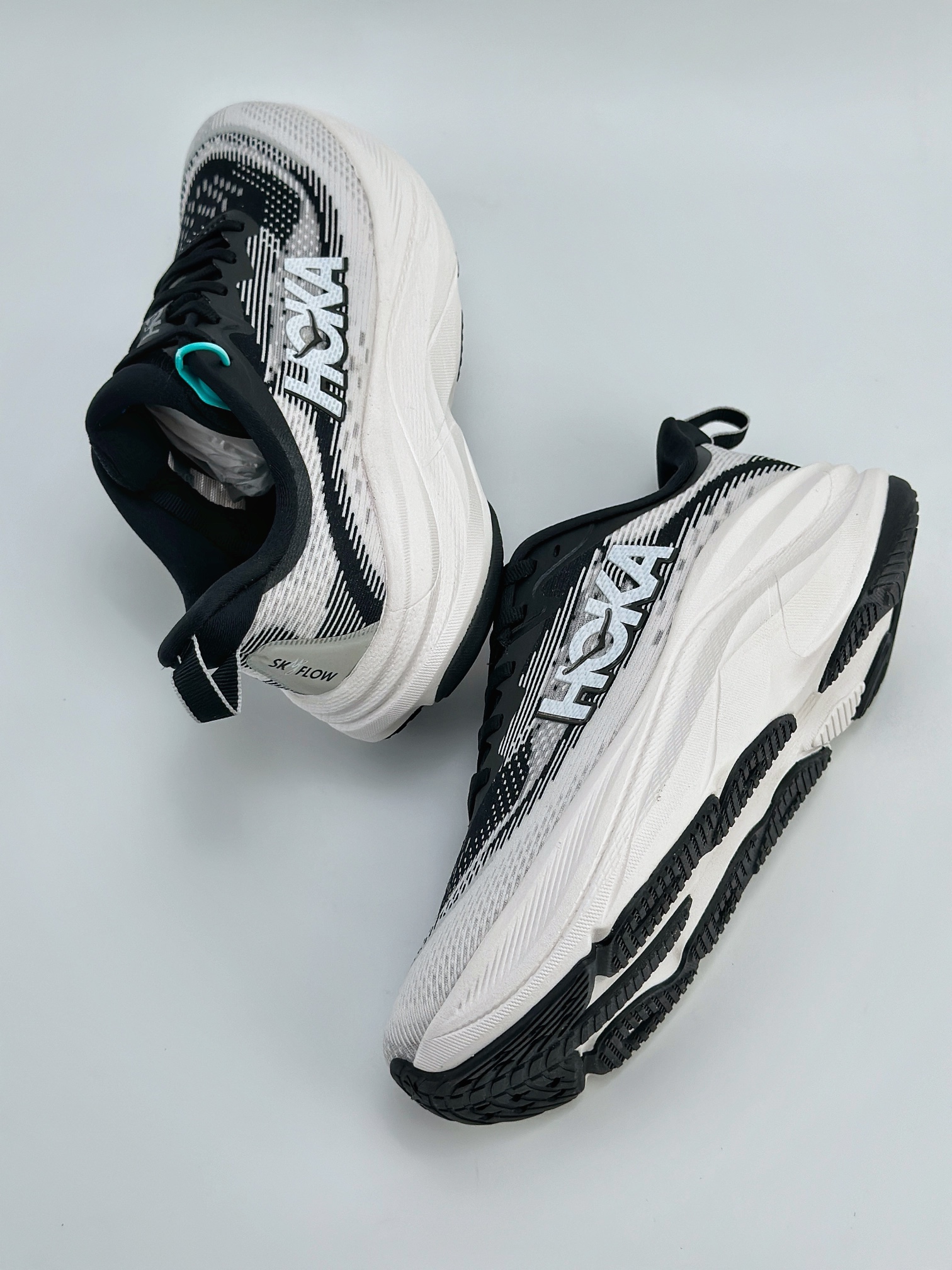 HOKA M SKYFLOW 低帮专业越野跑步鞋 1155113/BWHTMT