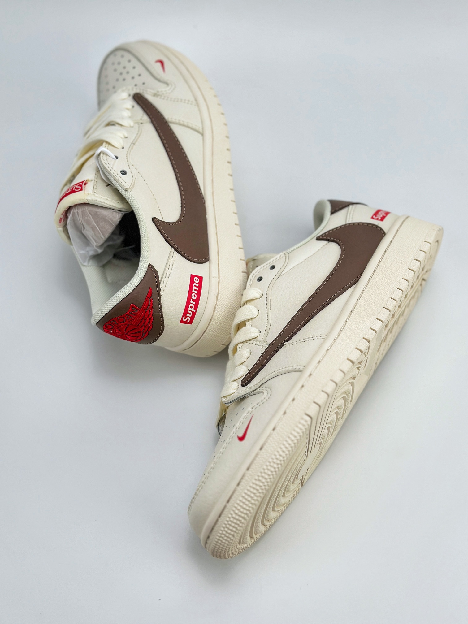 Travis Scott x Nike Air Jordan 1 Low x Supreme 三方联名 Air Jordan 1 Low 反转白棕红小钩倒钩 QY0268-969