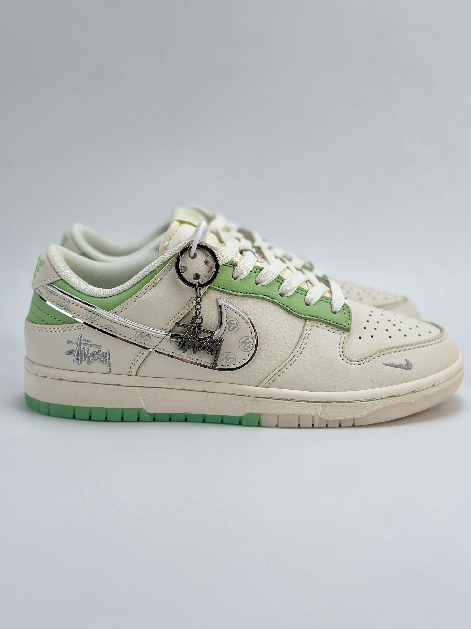 Nike SB Dunk Low x Stussy 白绿灰小钩 XY1688-006