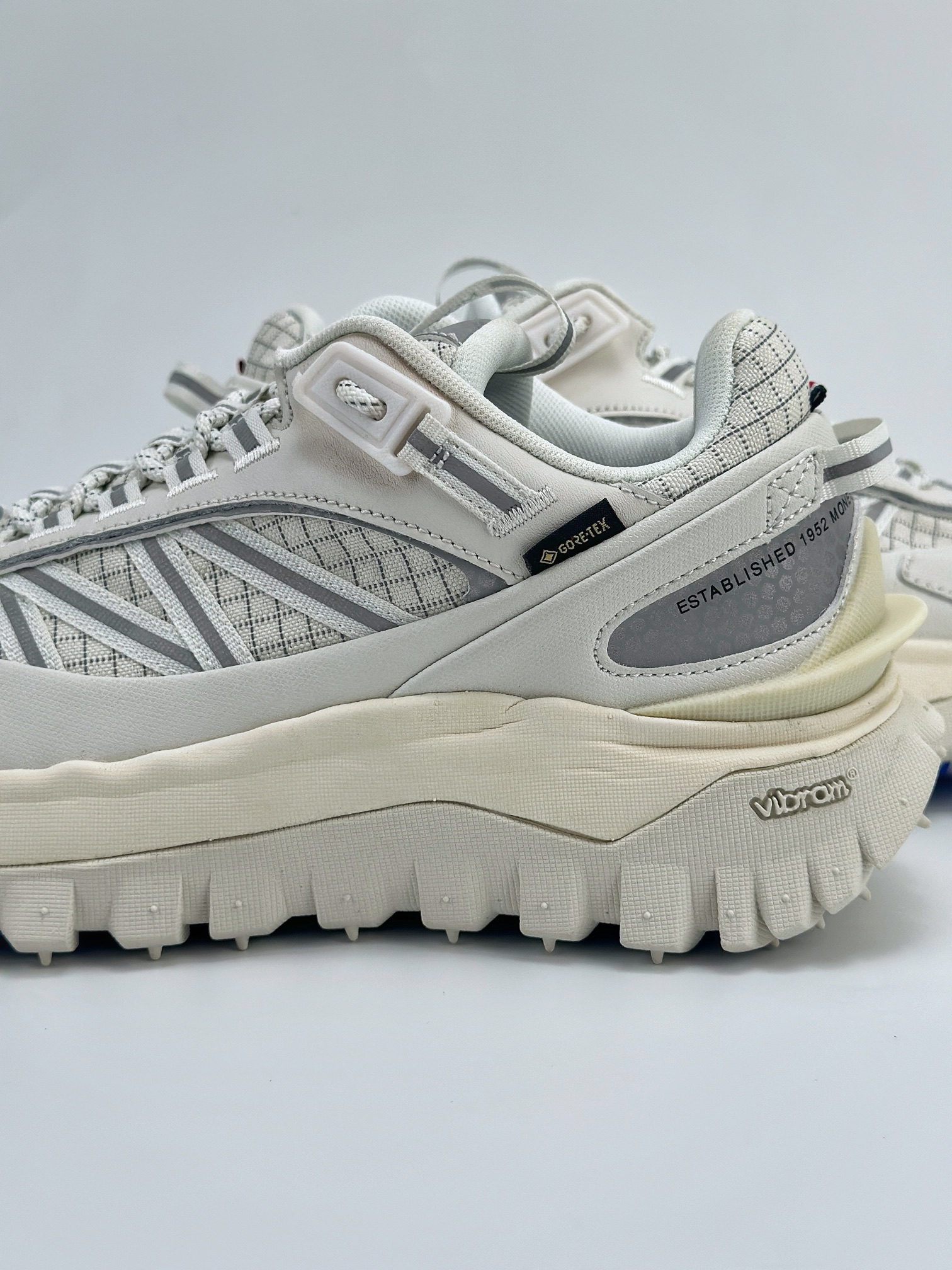 Moncler 蒙口 Trailgrip GTX 厚底系带耐磨低帮运动休闲鞋 L1 09A 4M00350 M2058