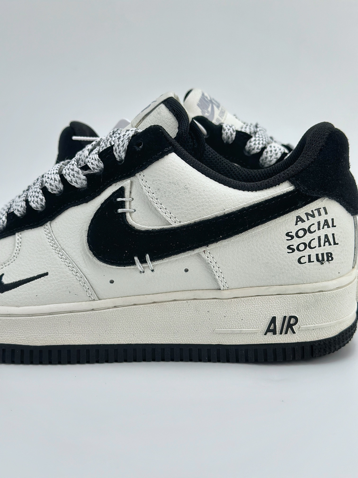 Nike Air Force 1 Low 07 白黑翻毛钩满天星 987622