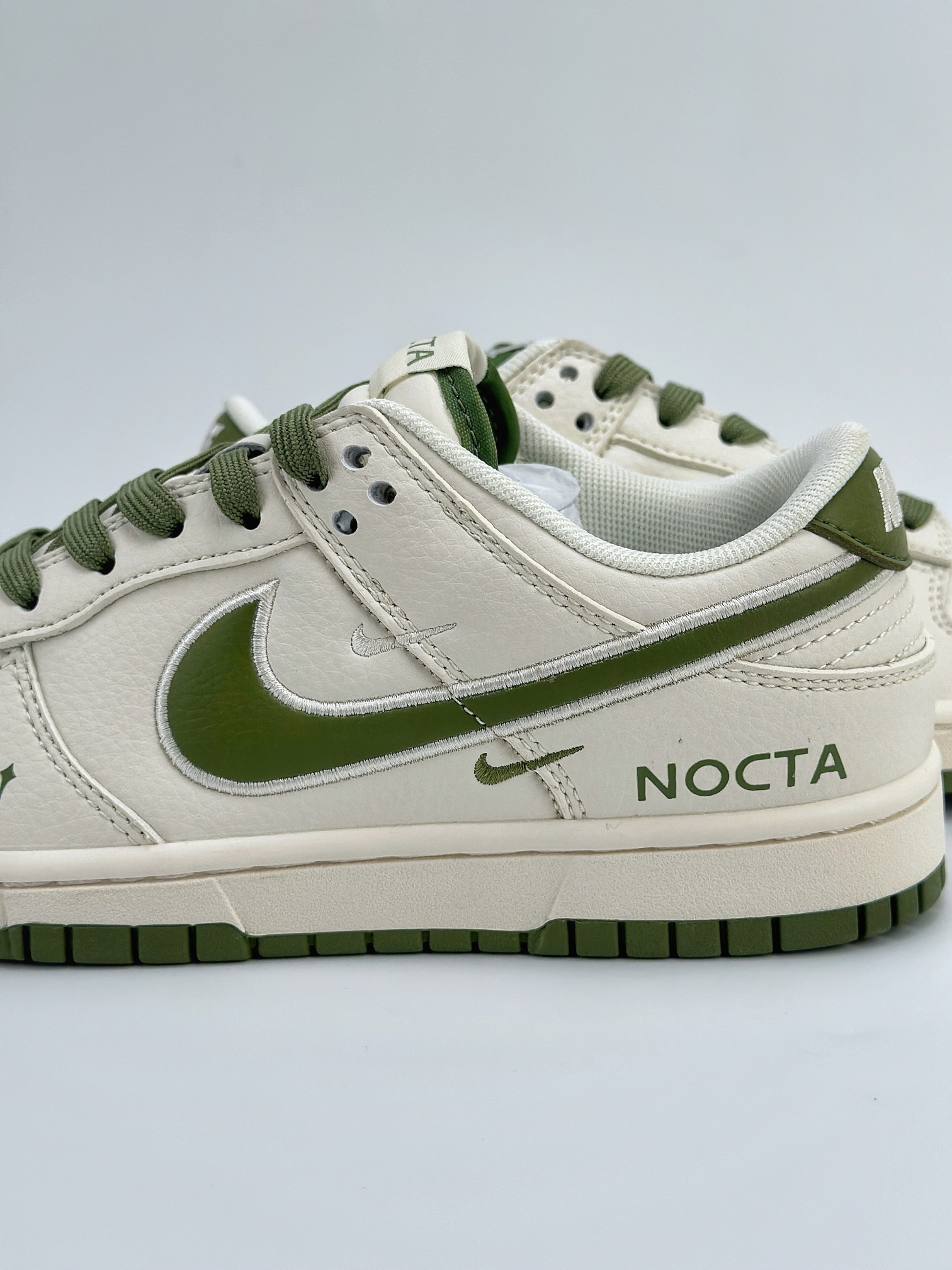 Nike SB Dunk Low x NOCTA 白绿双小钩 DQ1098-388